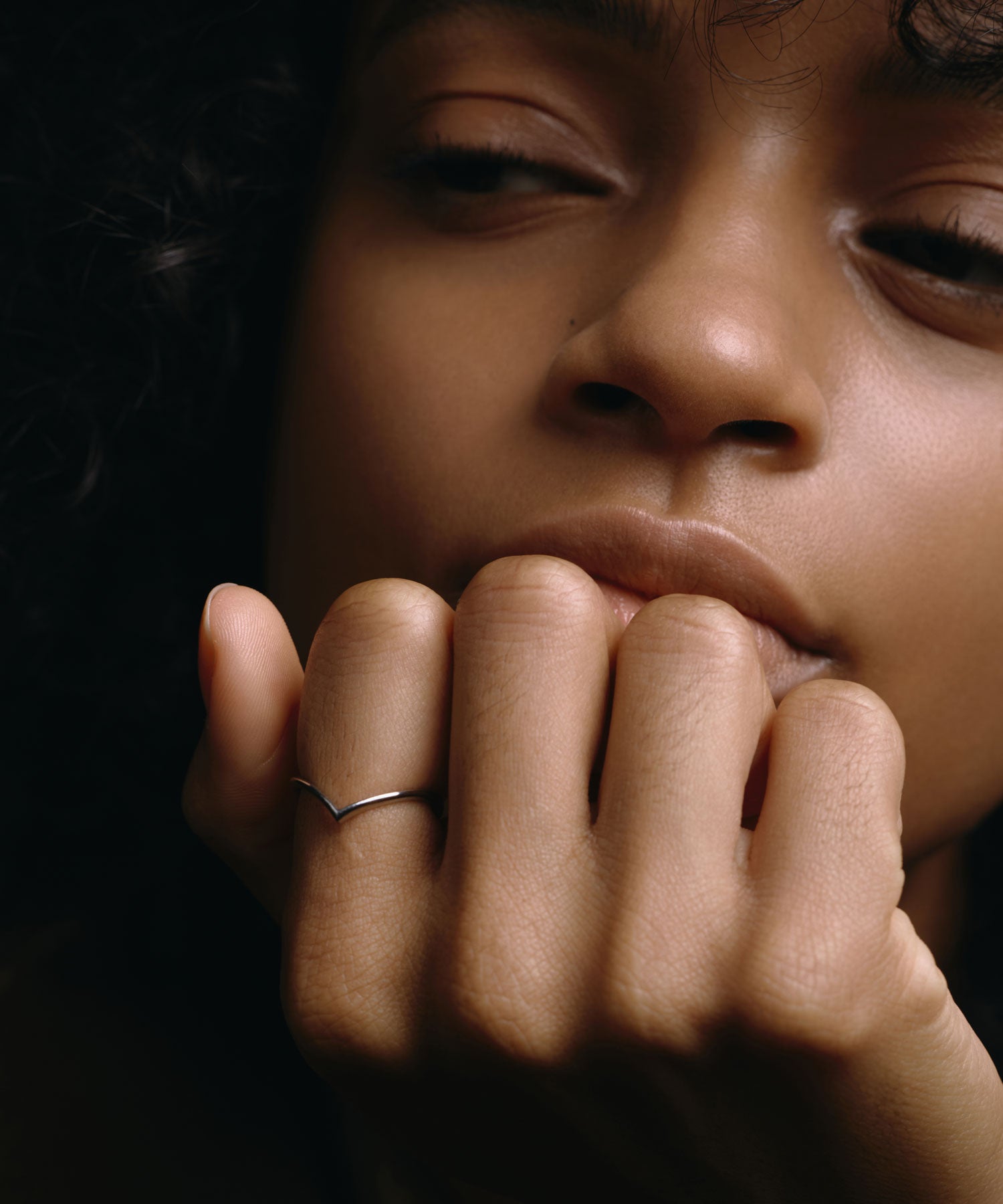 [銀色] 銳邊線戒指