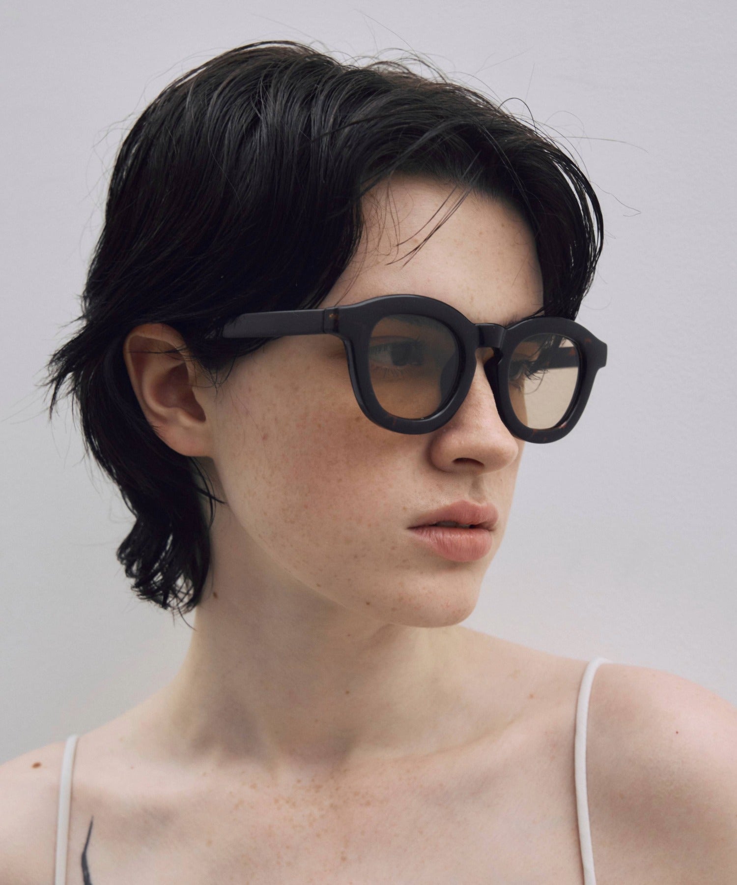 [ブラウン]ボールドフレーム