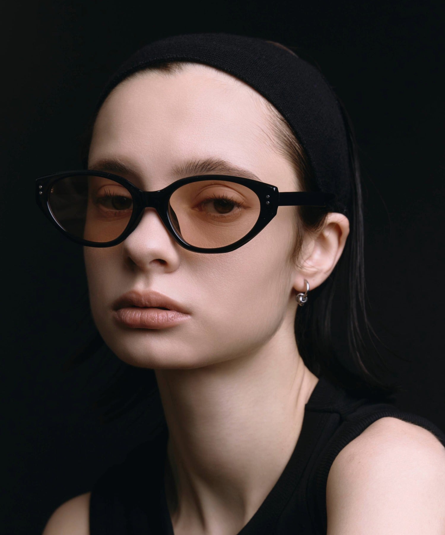 [ブラックxベージュ]カラーレンズキャットフレーム