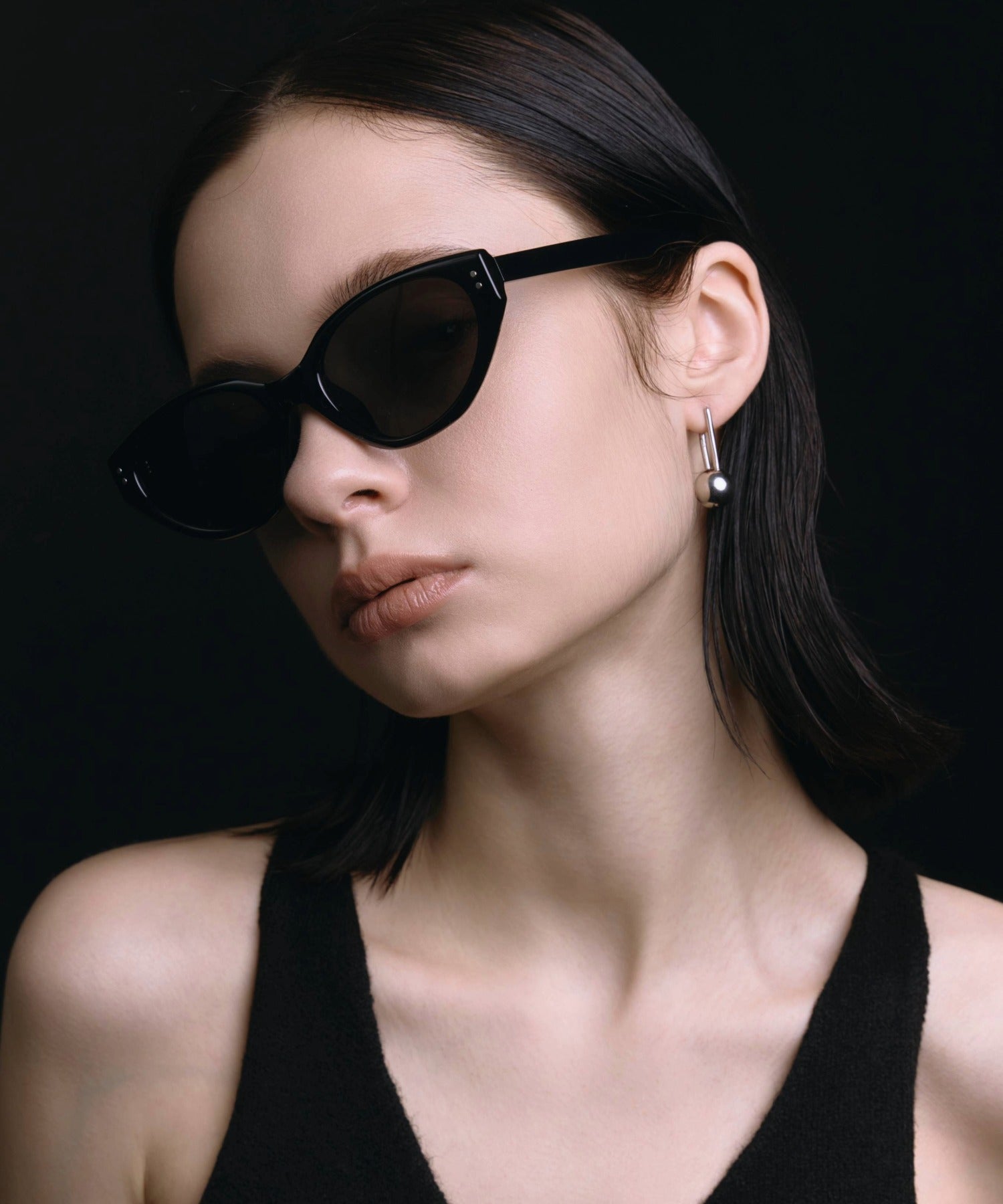 [ブラックxブラック]カラーレンズキャットフレーム