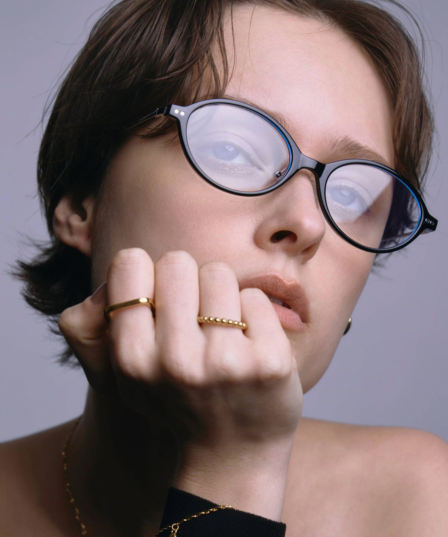 [ブラック]オーバルフレーム