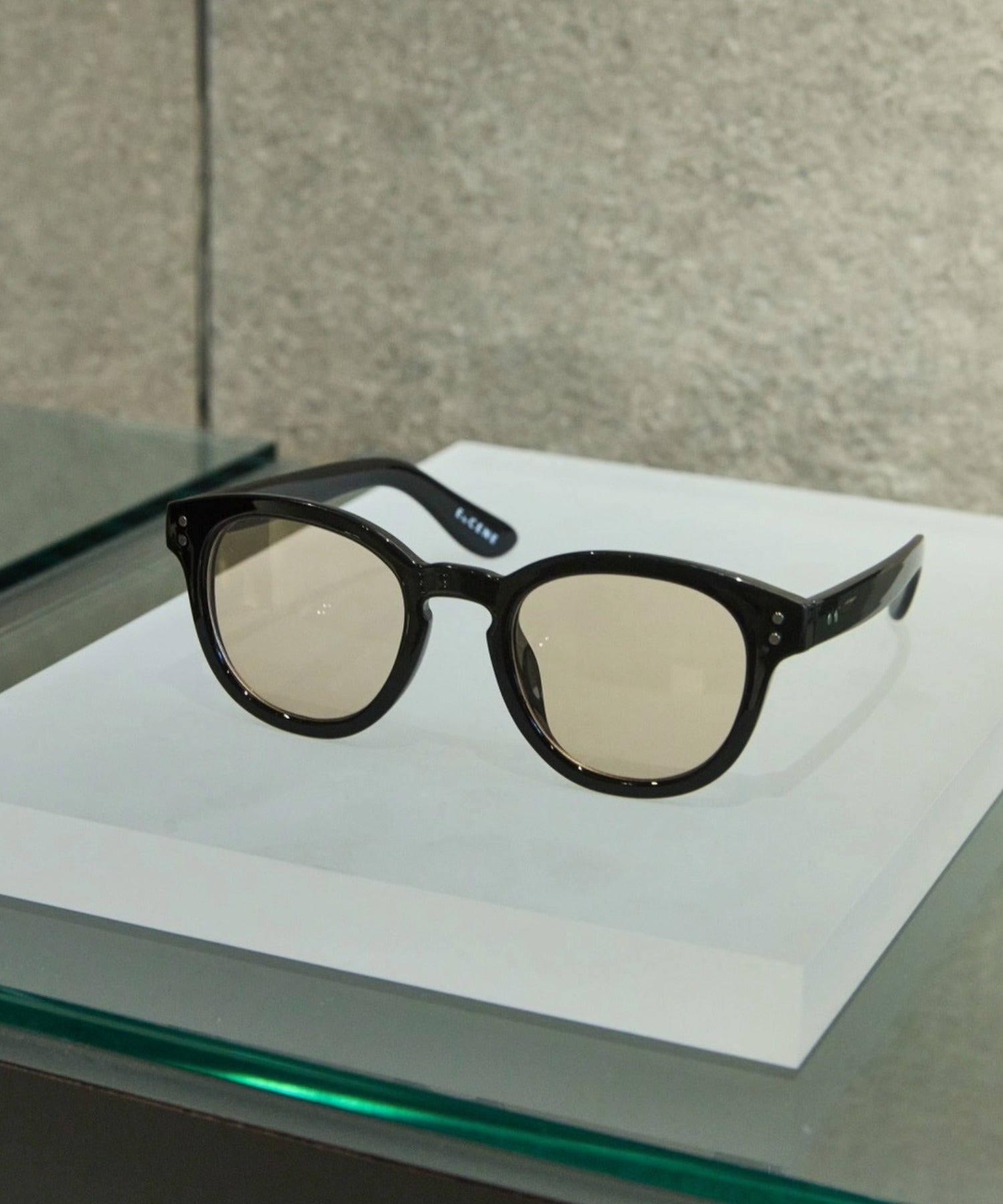 [ブラックxベージュ]クラシックウェリントン