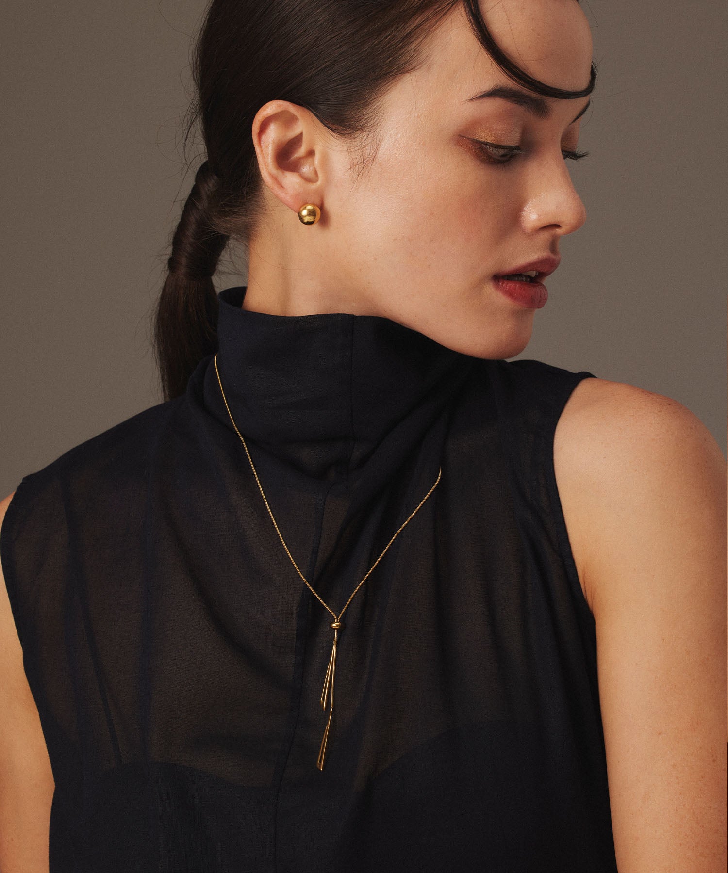 ゴールド]トライアングルラリエット