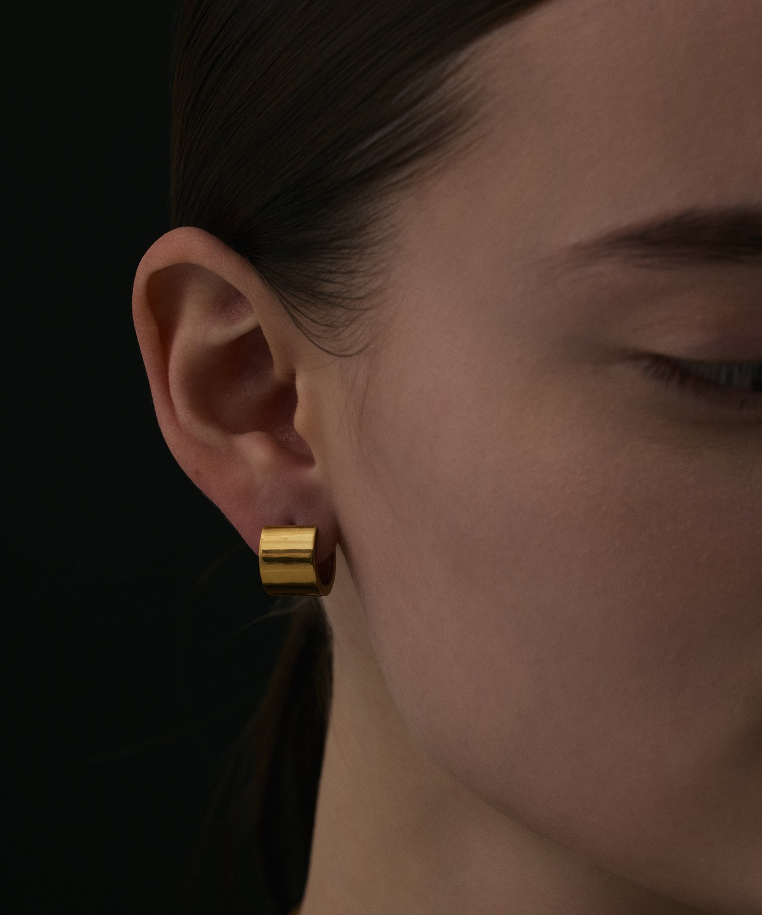 ゴールド　シリンダーピアス　金属アレルギー対応　サージカルステンレス
