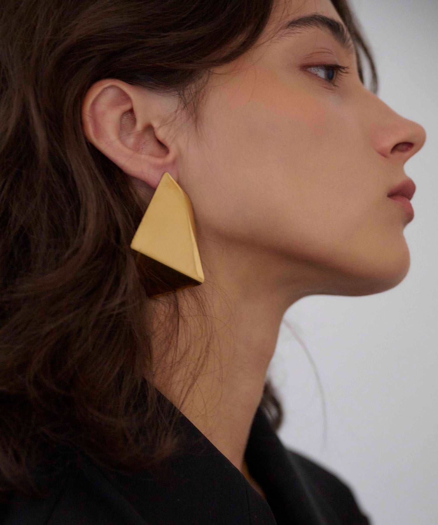 ゴールド　ジオ スパークプレートピアス　金属アレルギー対応　サージカルステンレス
