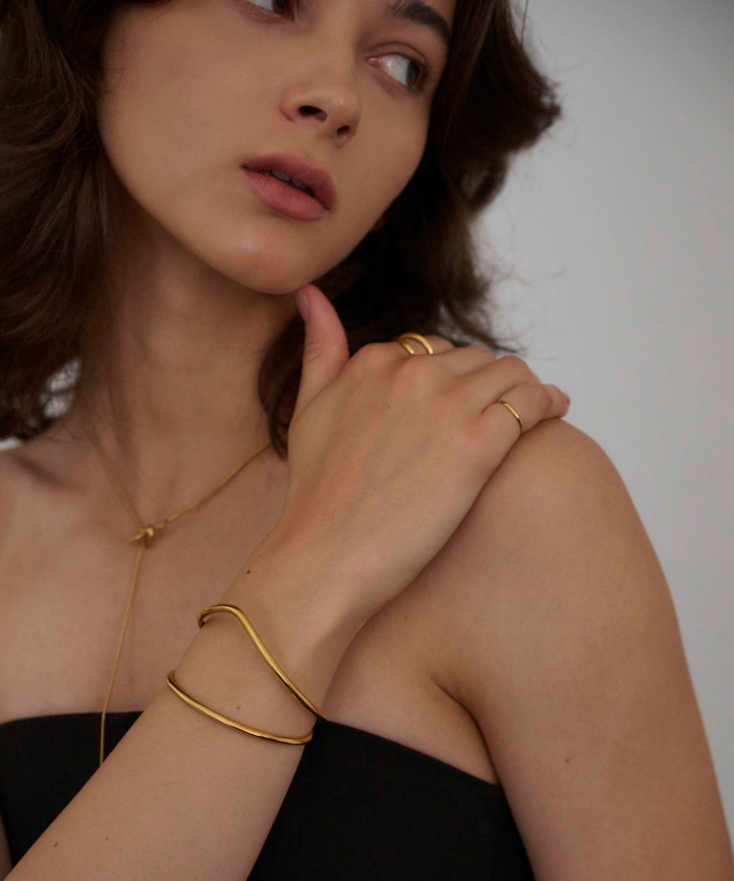 ゴールド　ストロークバングル　金属アレルギー対応　サージカルステンレス
