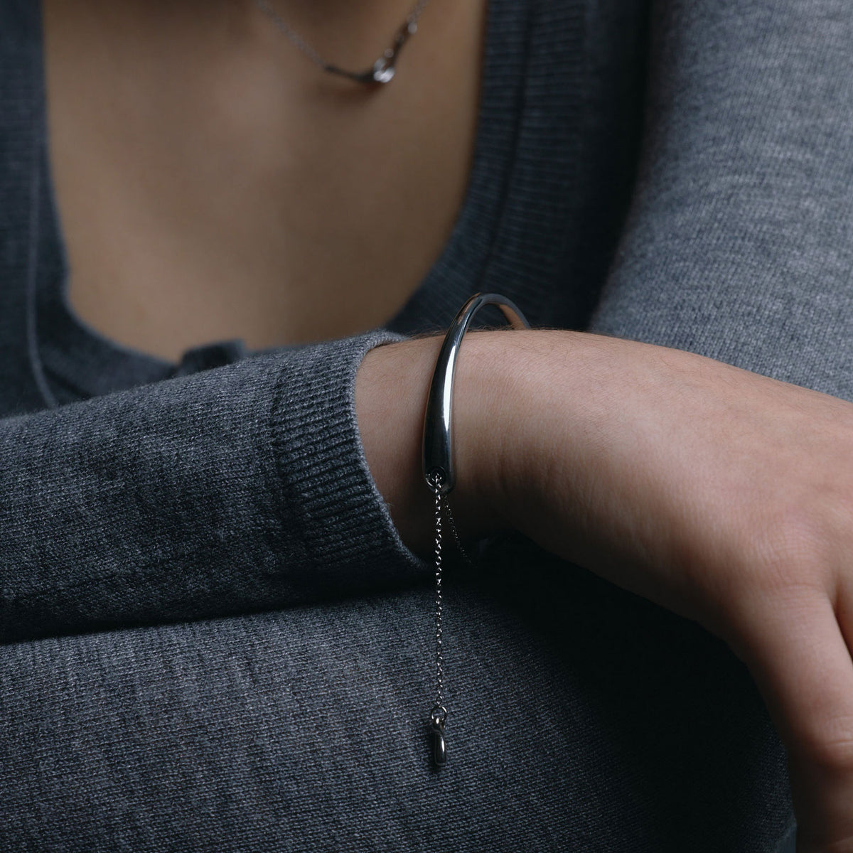 HALF-CHAIN-BRACELET- 