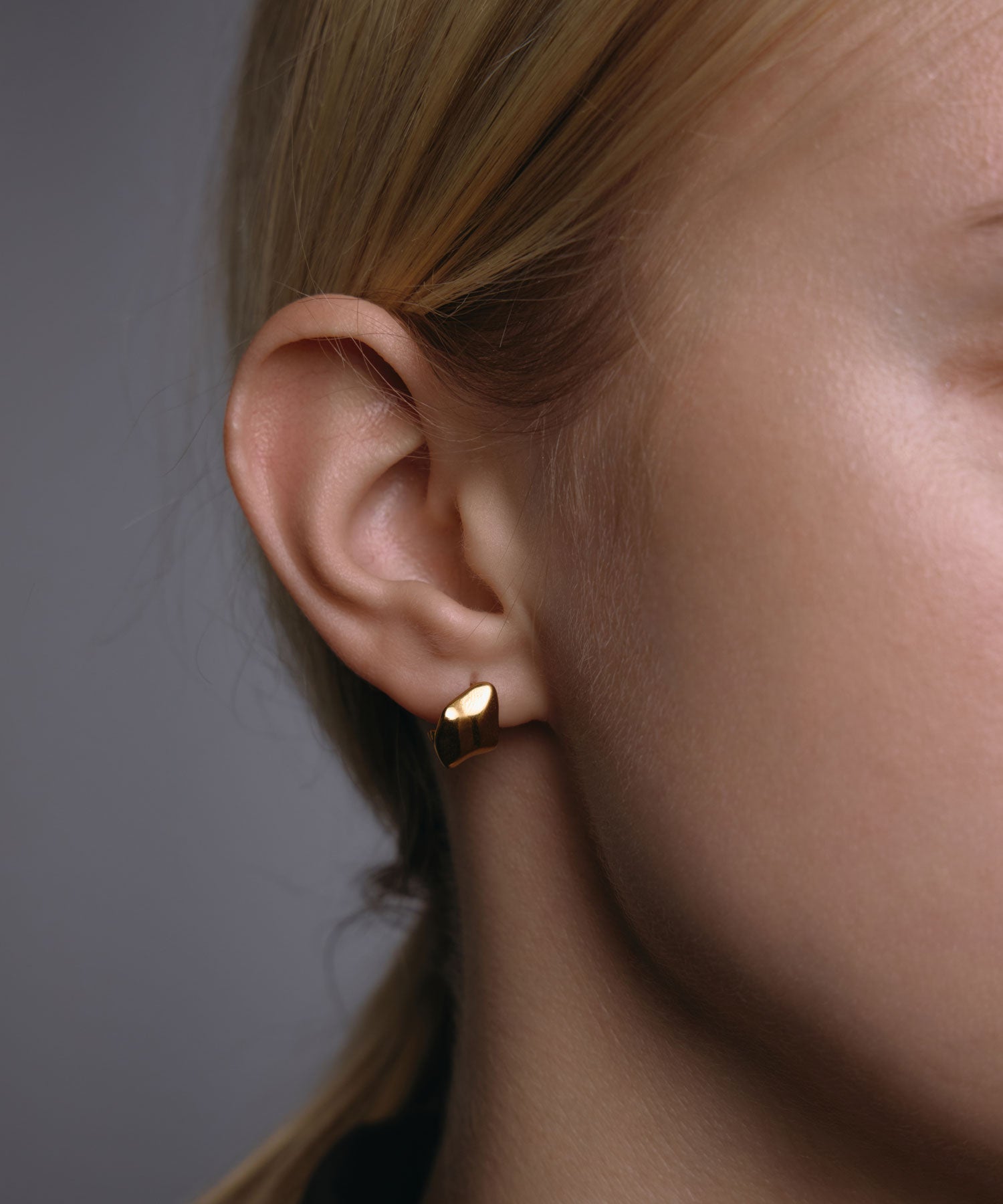 ゴールド]ホールドピアス