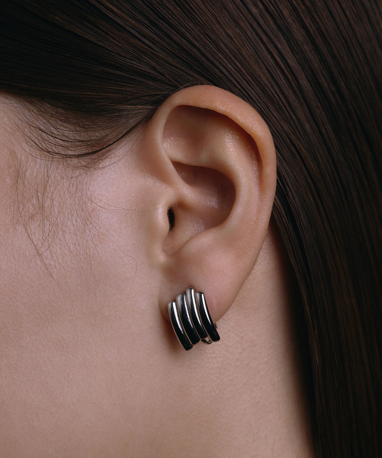 [シルバー]レイヤーラインイヤリング