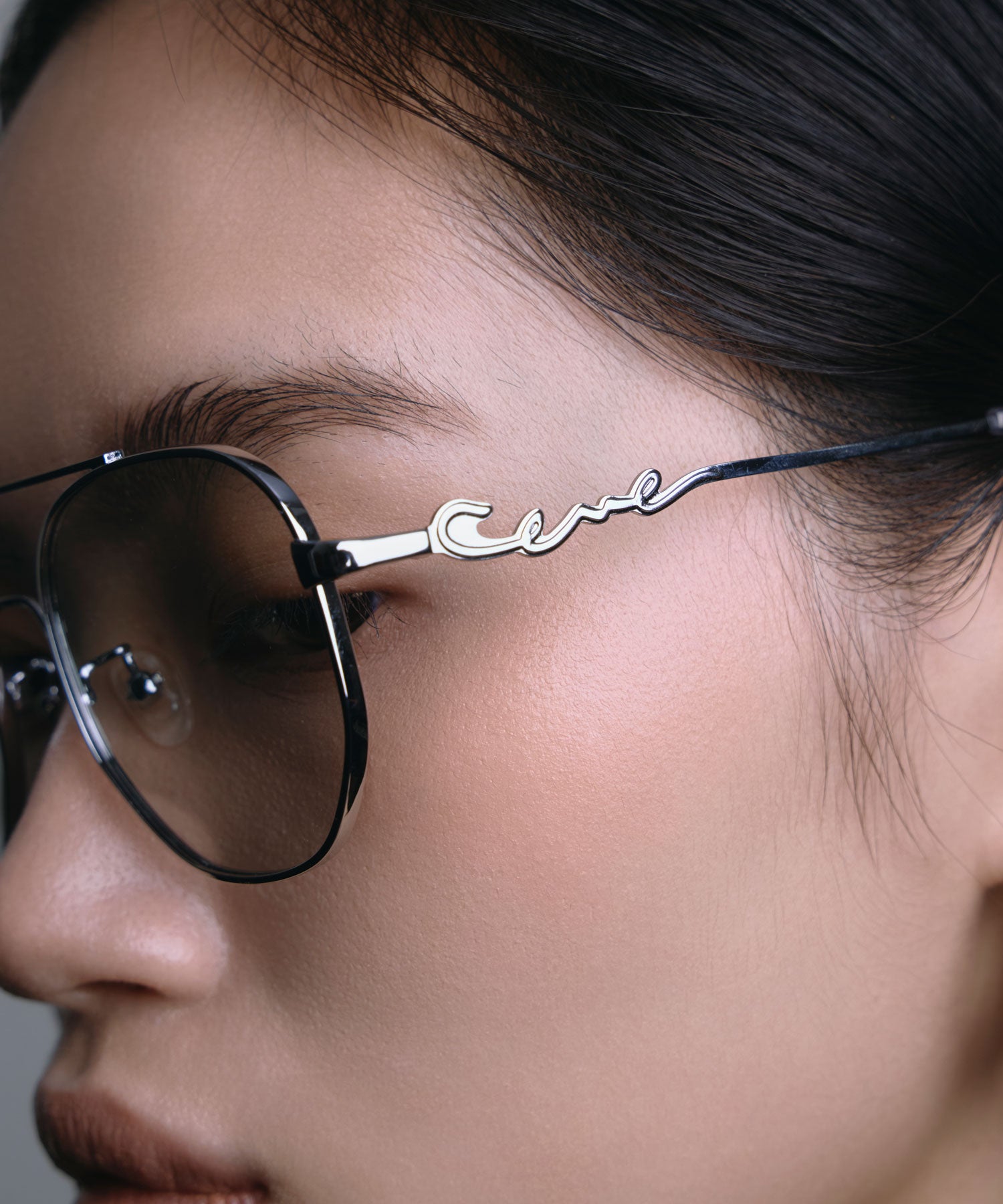 [グレー]メタルティアドロップアイウェア