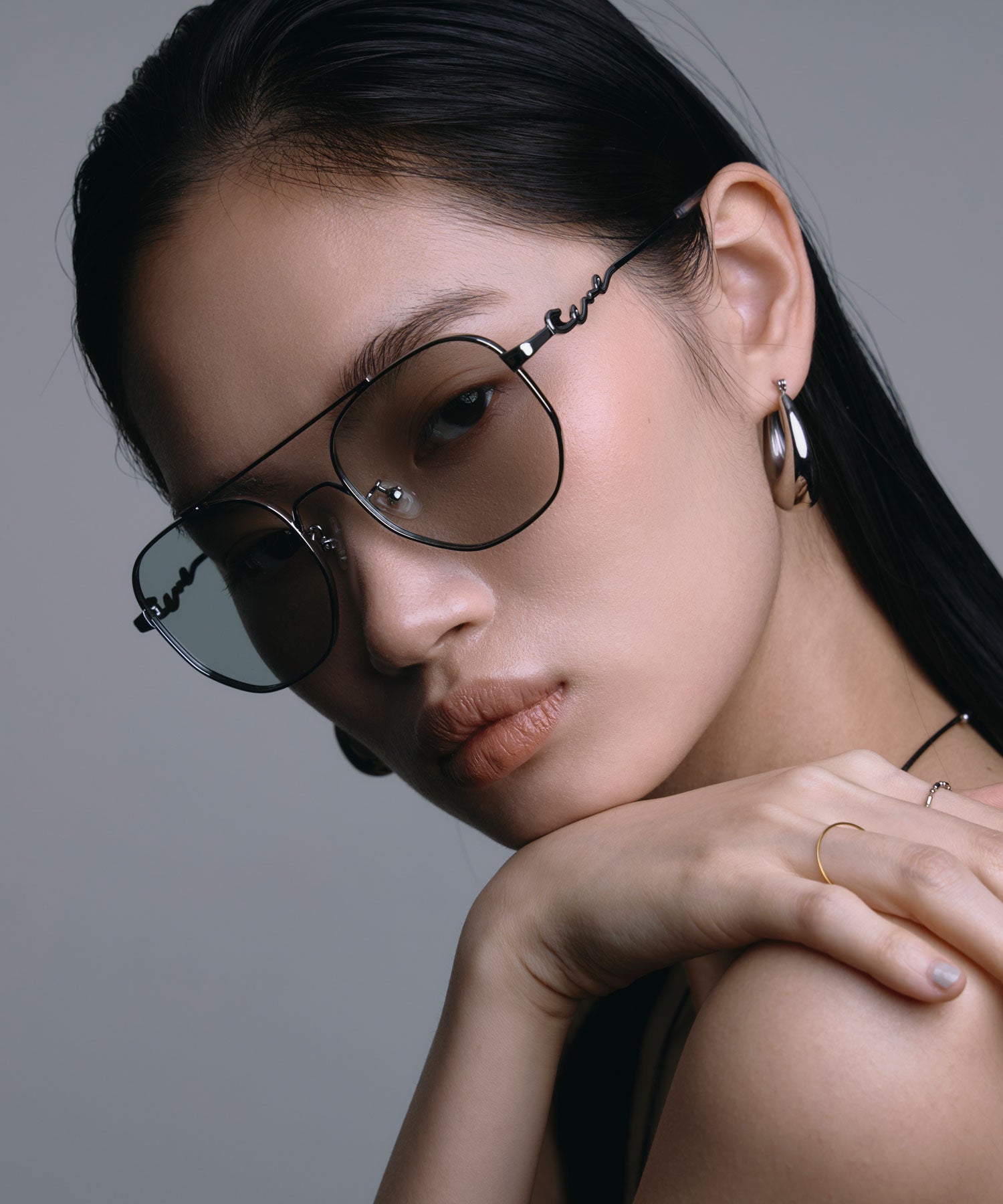 [グレー]メタルティアドロップアイウェア