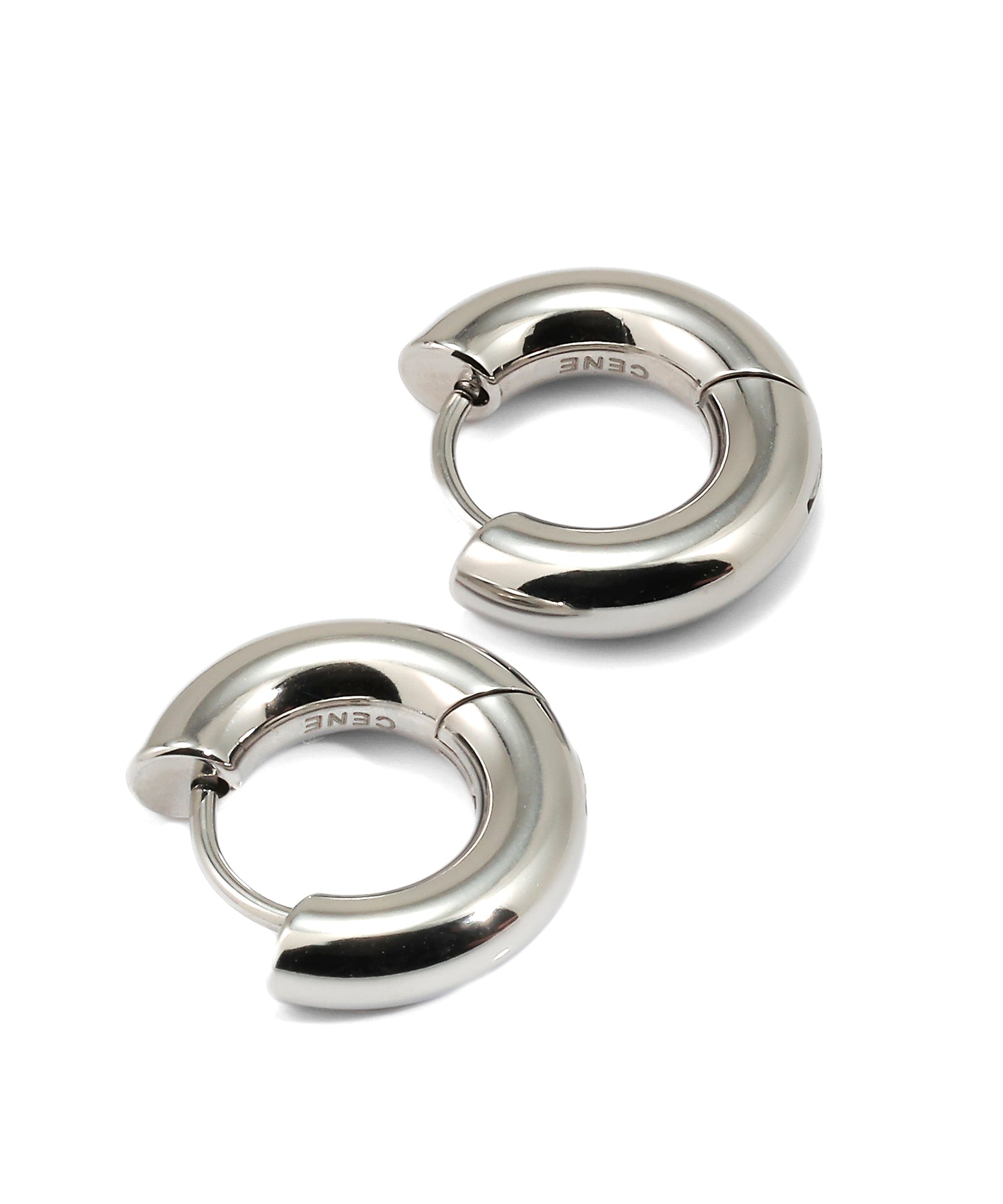 [シルバー]ループピアス(medium)