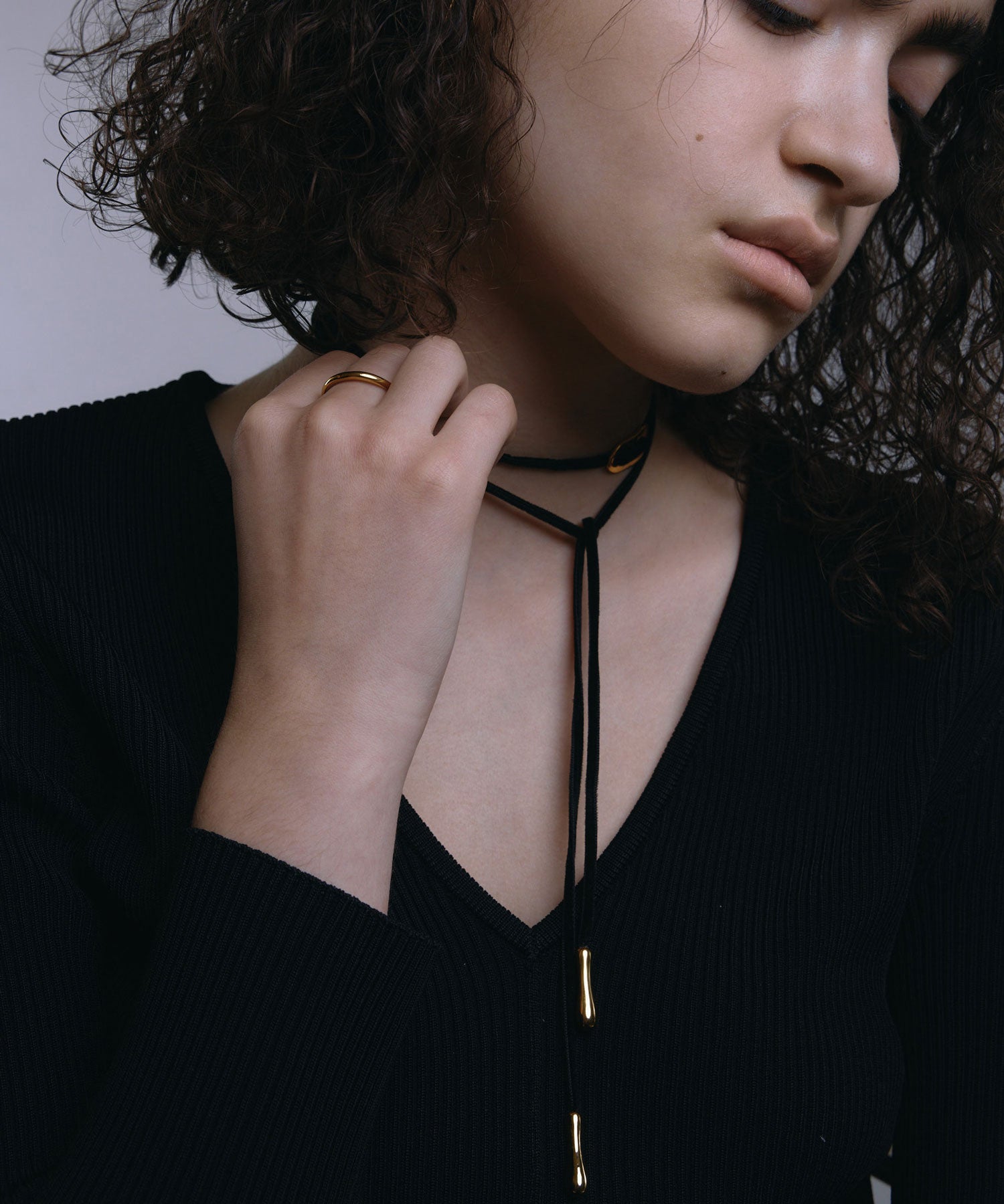 [ゴールド]ニュアンスプレートロングチョーカー