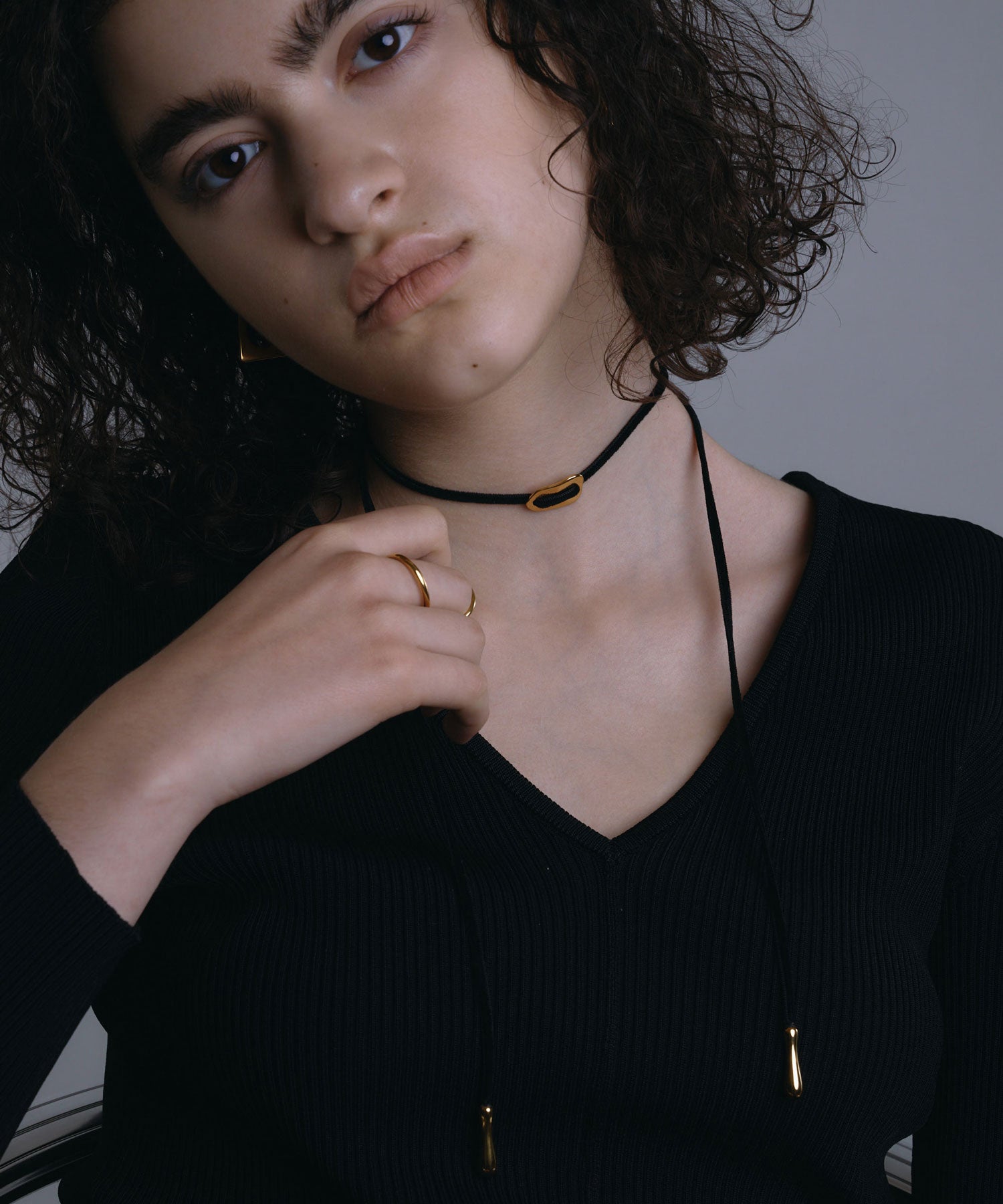 [ゴールド]ニュアンスプレートロングチョーカー