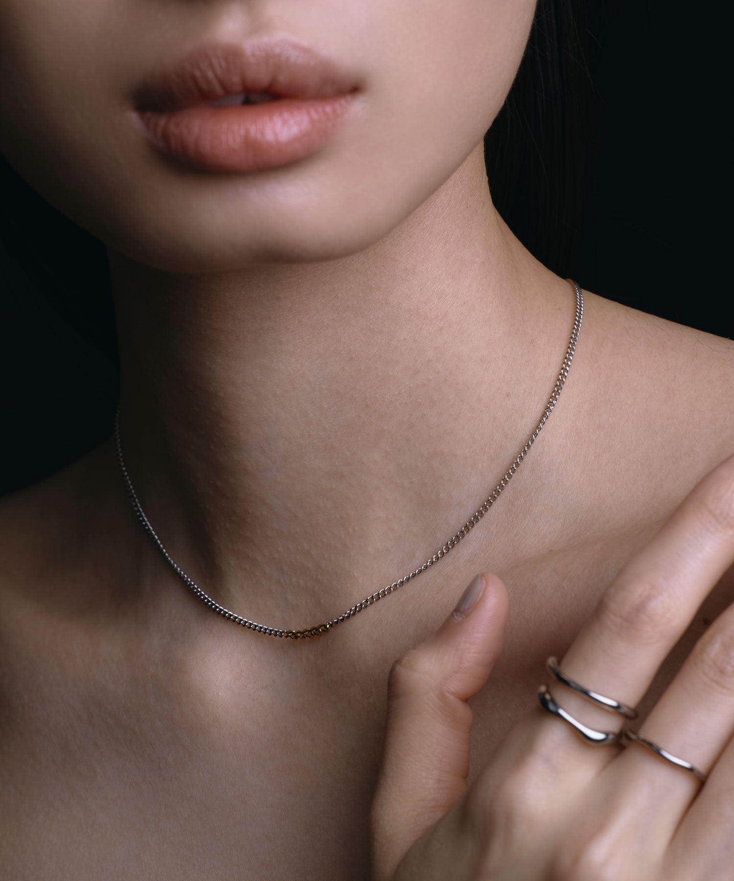 売れネックレス✨️　シルバーアクセサリー　ワンポイントオシャレ シルバー]ワンポイントミックスチェーンネックレス