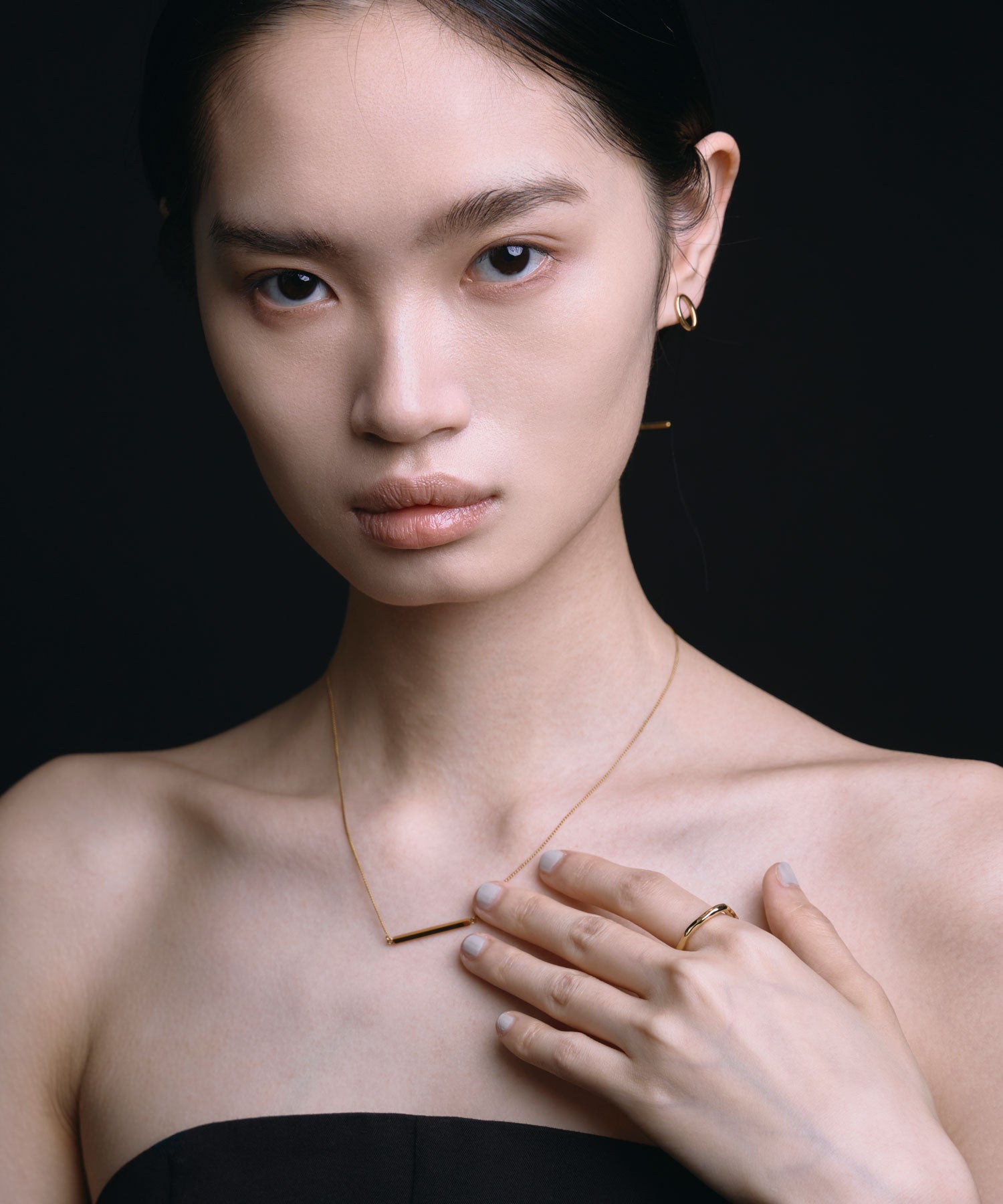 [ゴールド]オーバルアシメピアス