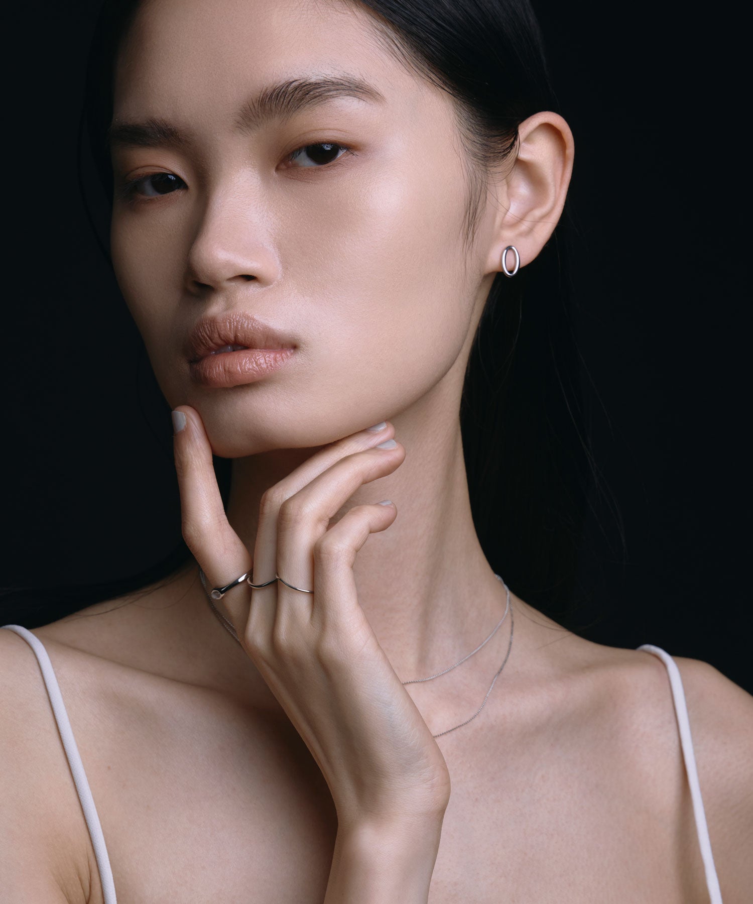 [シルバー]オーバルアシメピアス