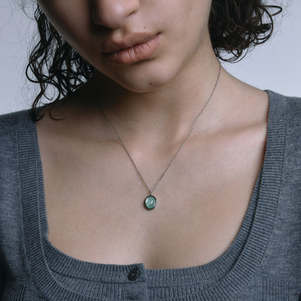 ROUND-STONE-NACKLACE- 