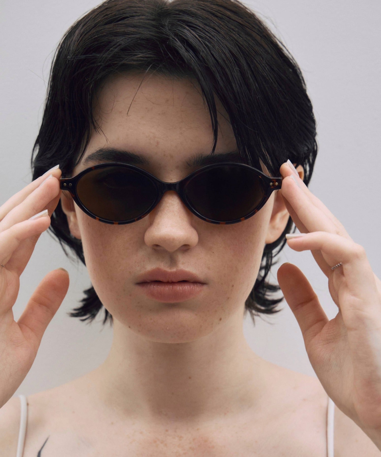 [ミックス]シャープオーバルフレーム