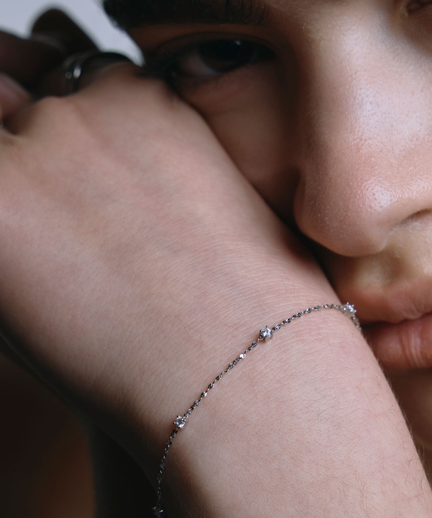 [シルバー]スキャッタージルコニアブレスレット