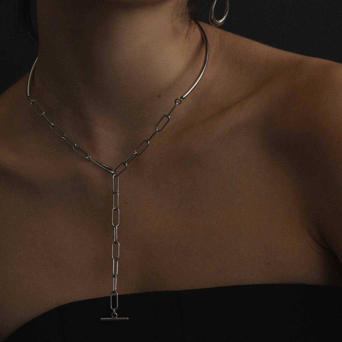 SILVER_2WAY_CHOKER_NECKLACE. 