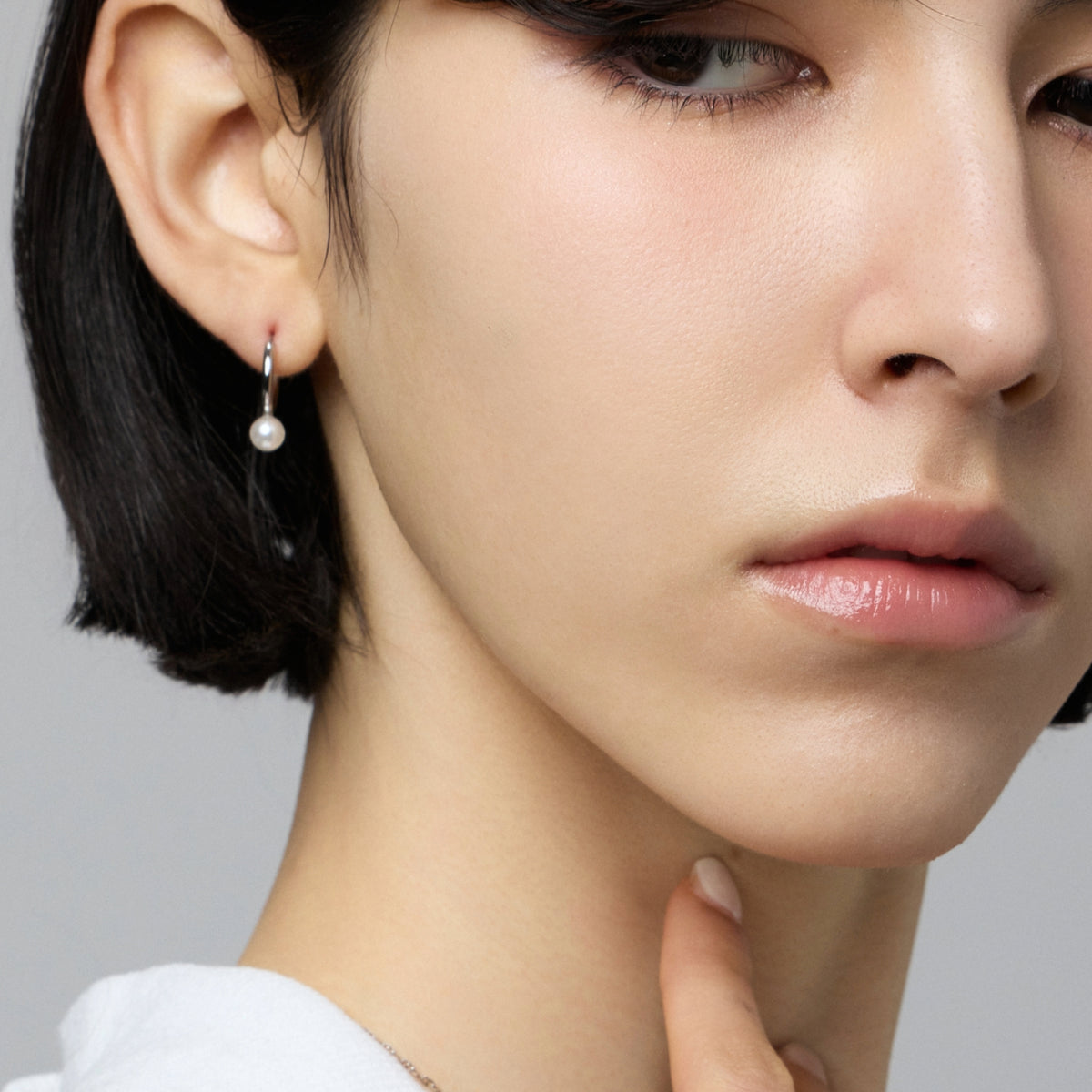 SILVER_PEARL_LOOP_PIERCE.jpg? 