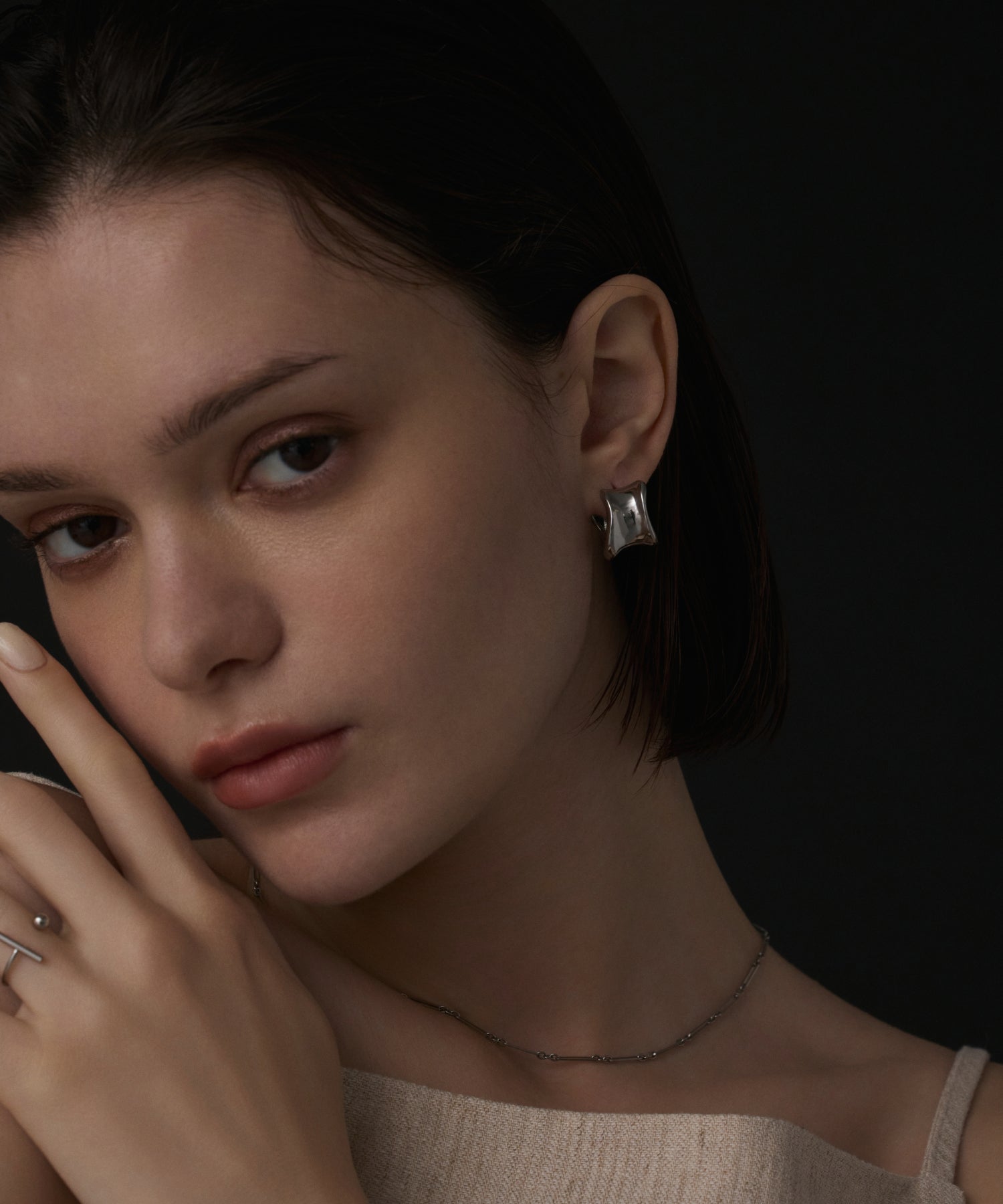 シルバー　ボリュームカーブピアス　金属アレルギー対応　サージカルステンレス
