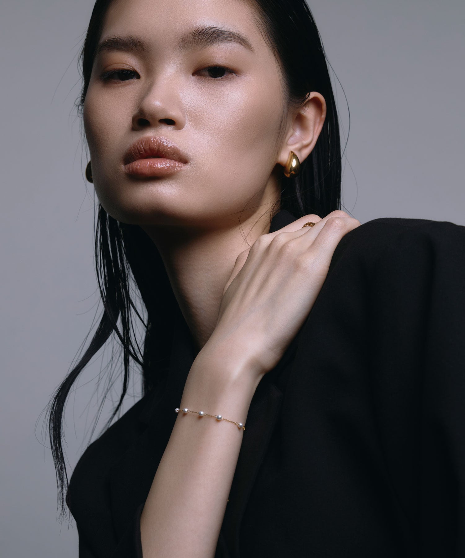 【展覽產品（預定三月底出貨】[金色] 車站珍珠手鐲