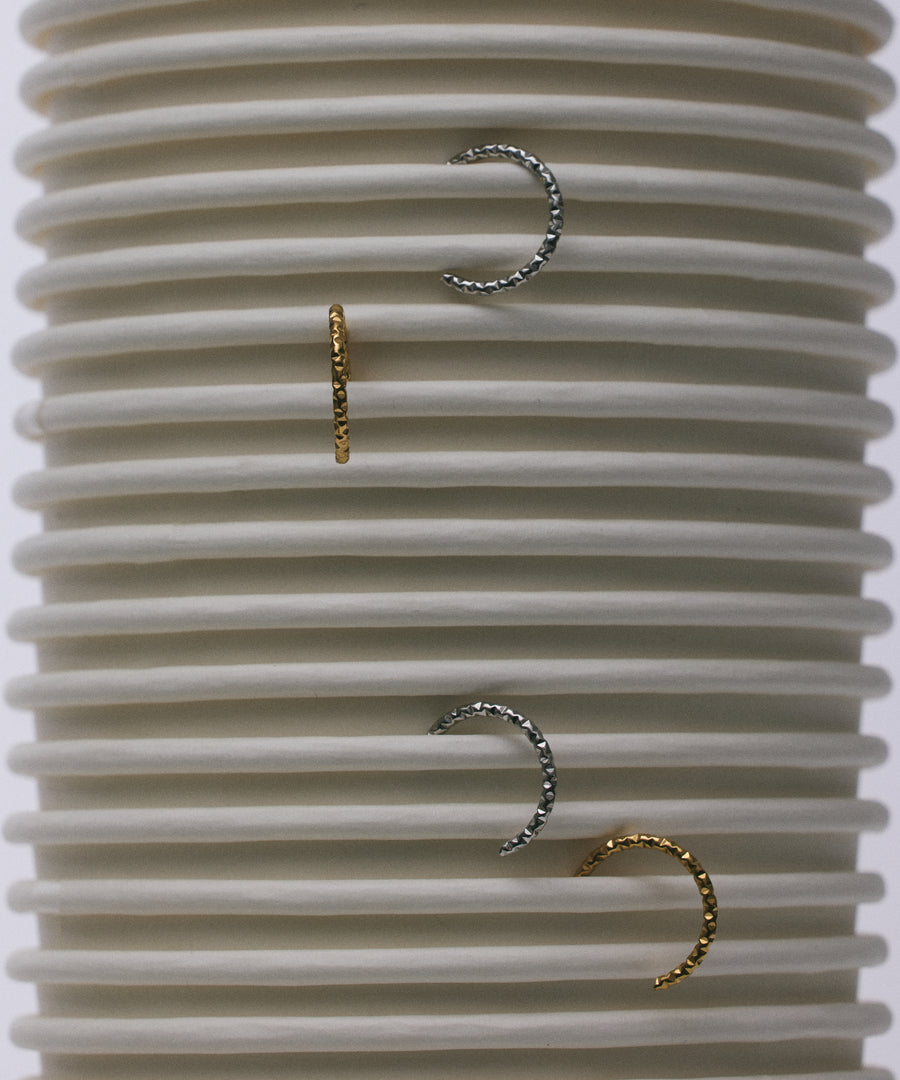 [Gold] Shining Hoop Earrings