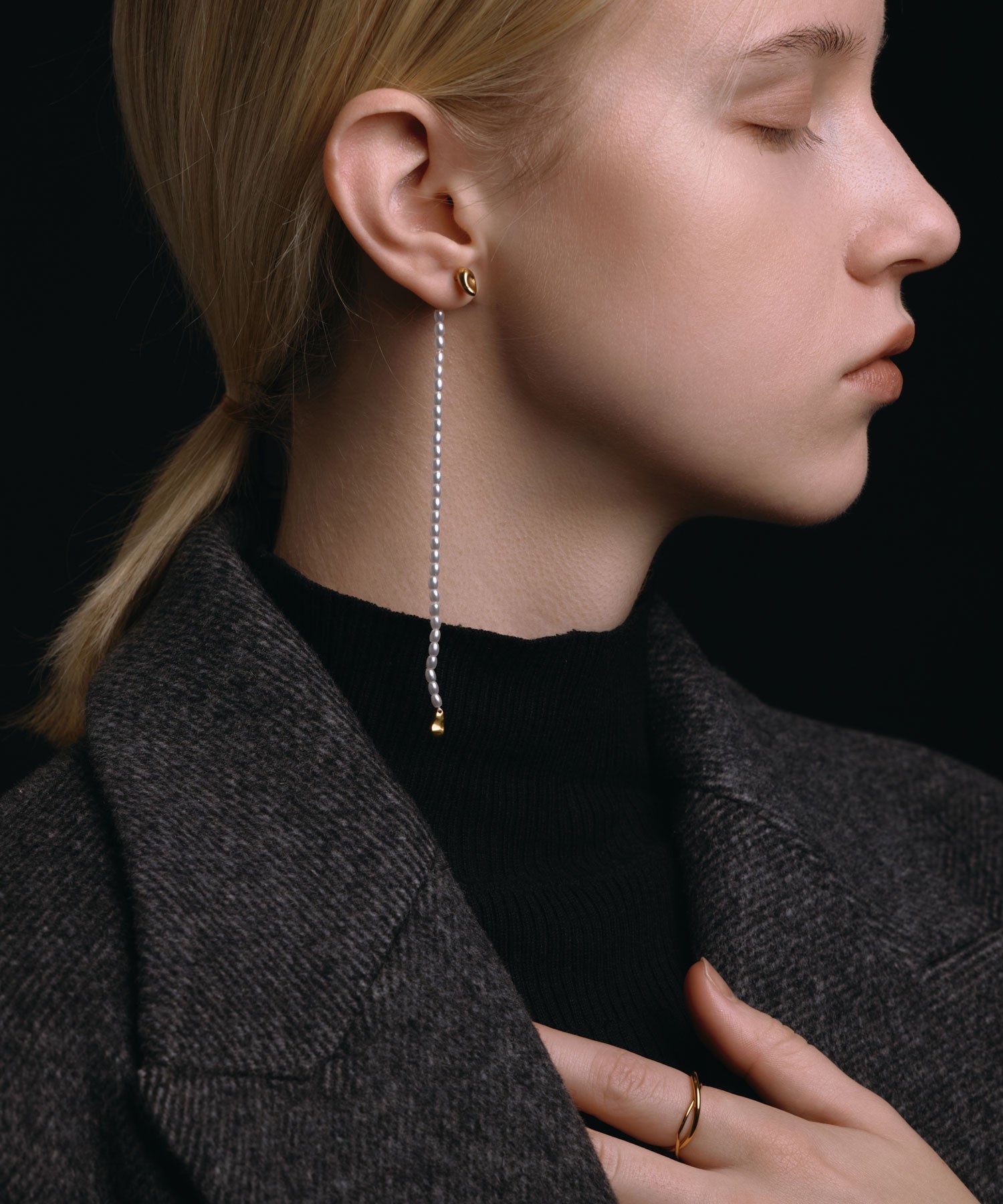 [ゴールド]ストリアラインパールピアス