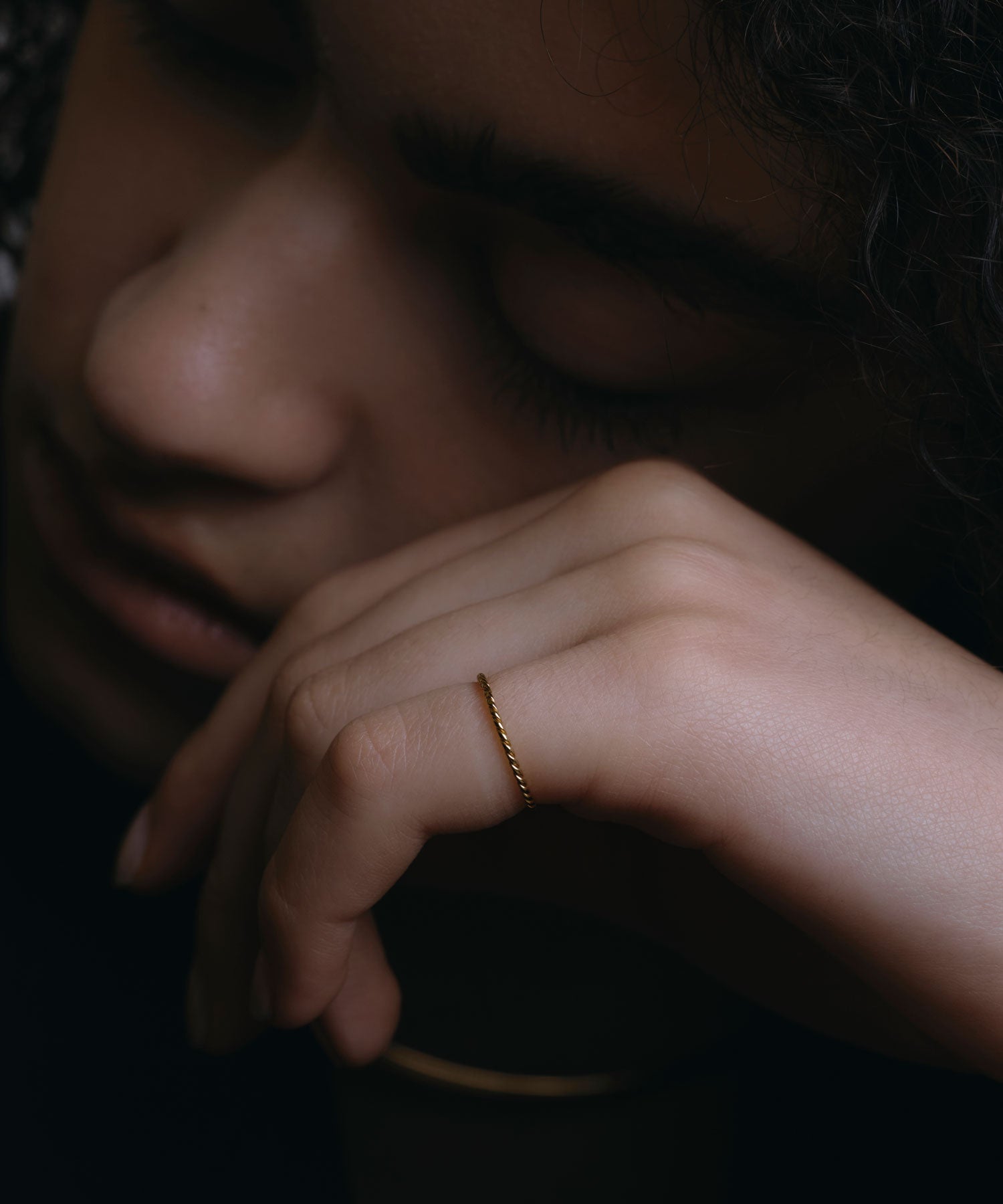 [ゴールド]ツイストピンキーリング