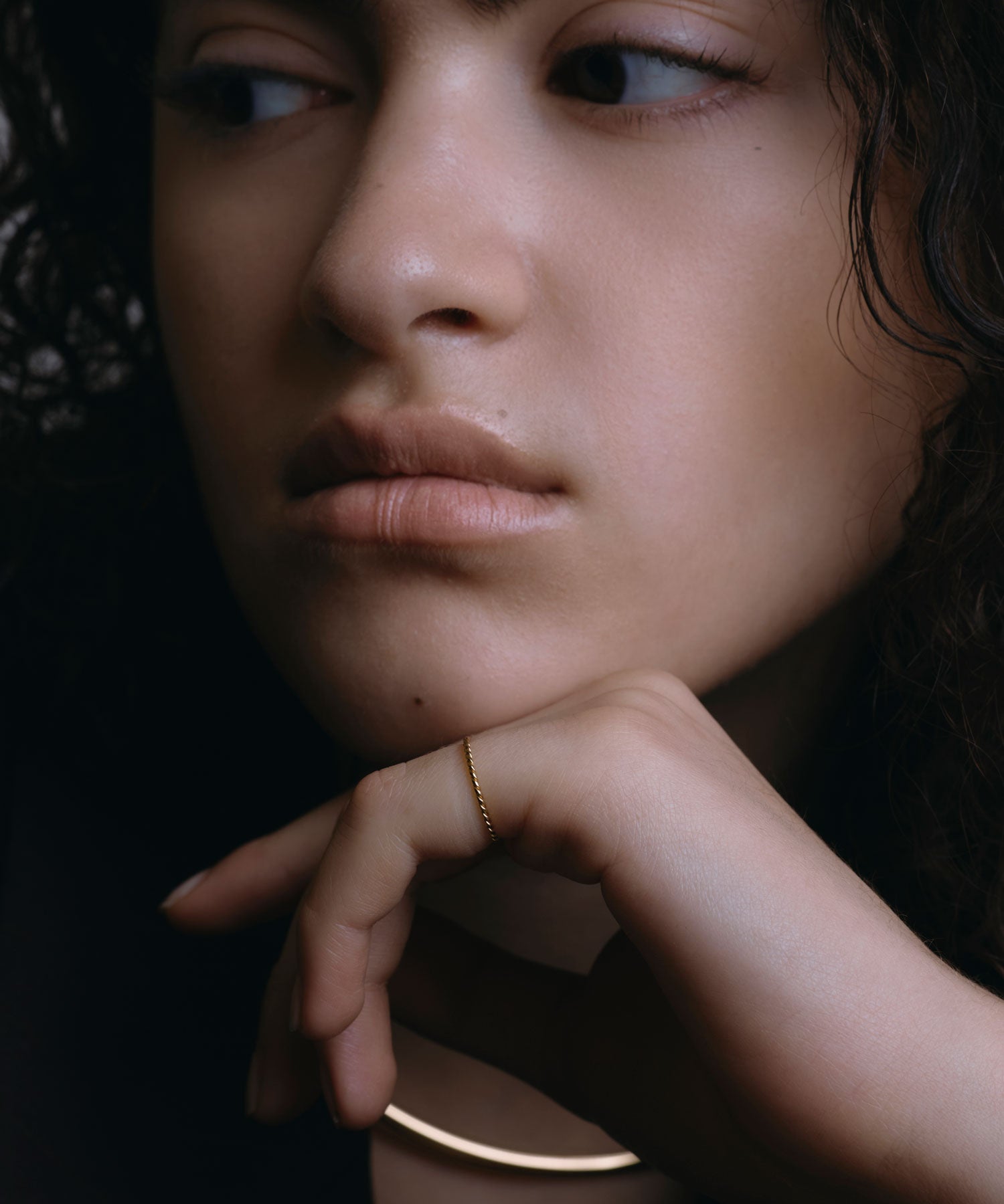 ゴールド]ツイストピンキーリング