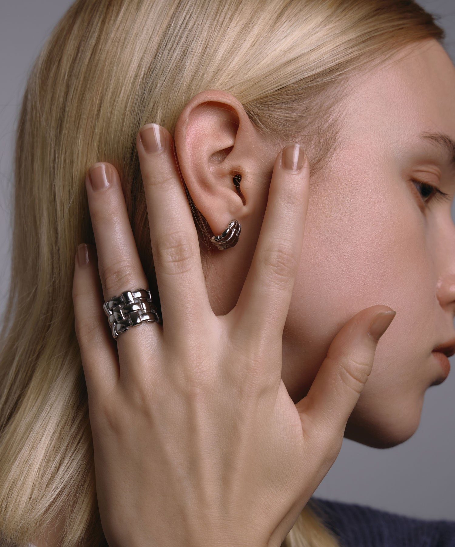 [シルバー]ワイドメッシュピアス