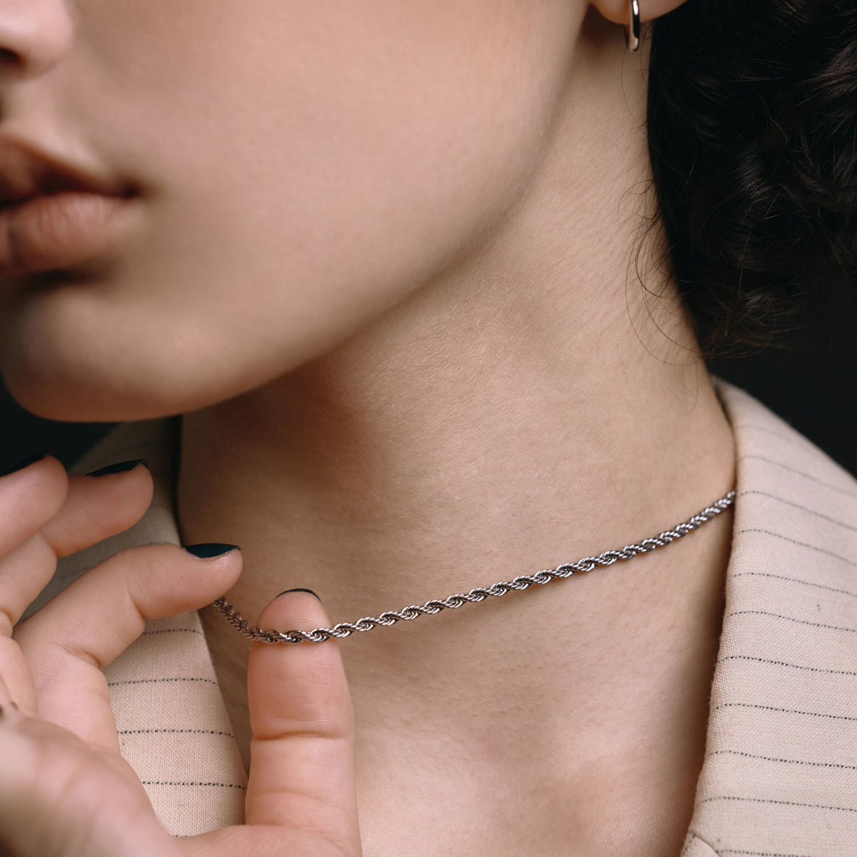 braided-necklace-silver-2.jpg? 
