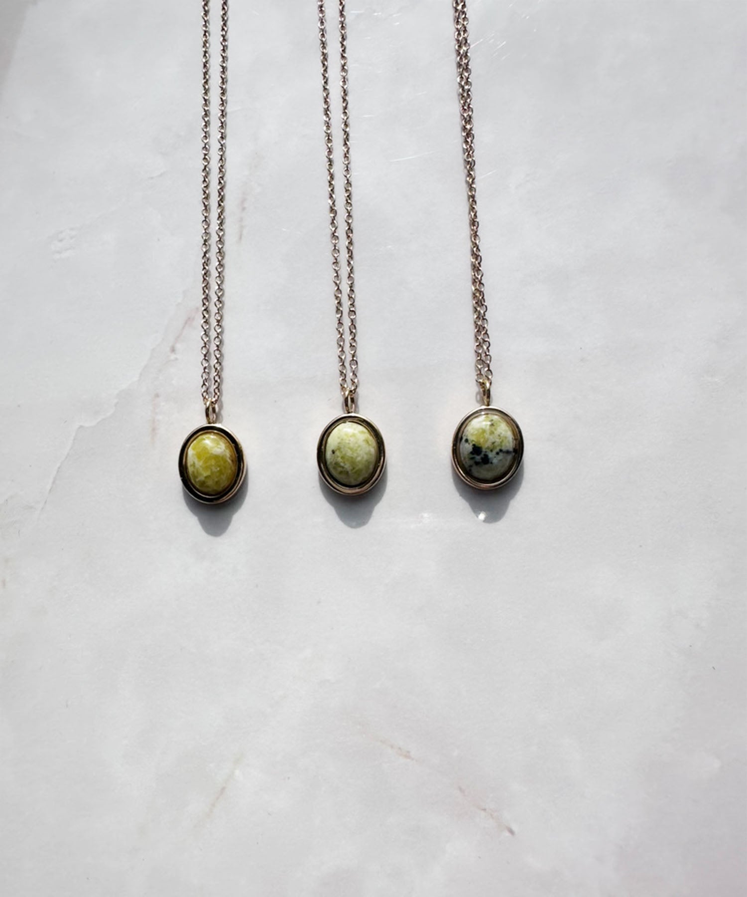 [Yellow] Round Stone Necklace