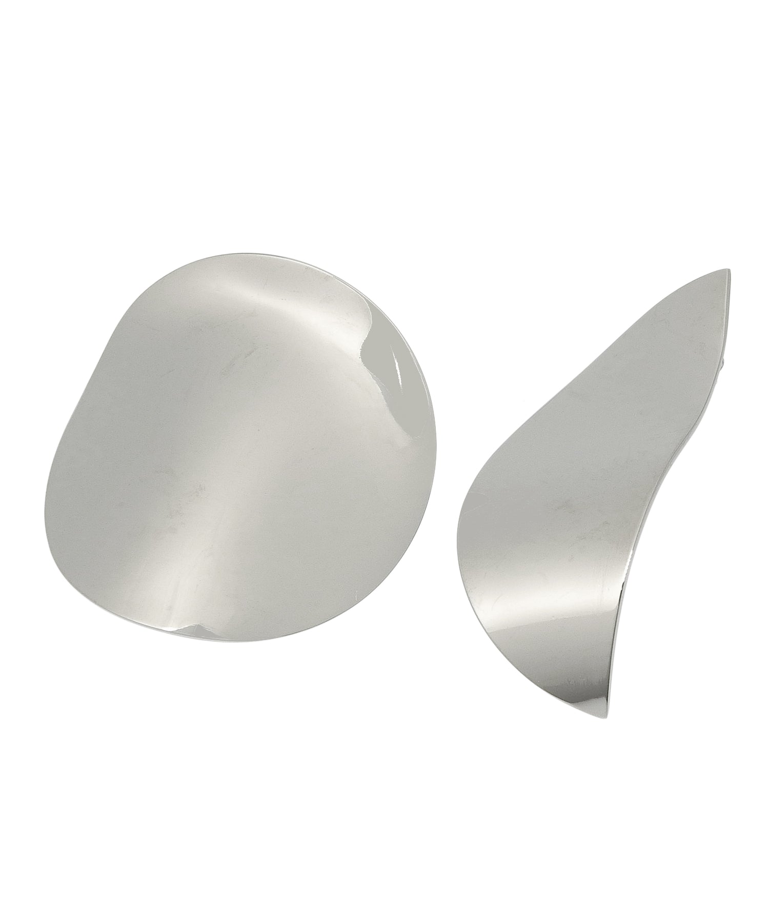 [銀色] 微妙風格小巧鑲嵌耳環