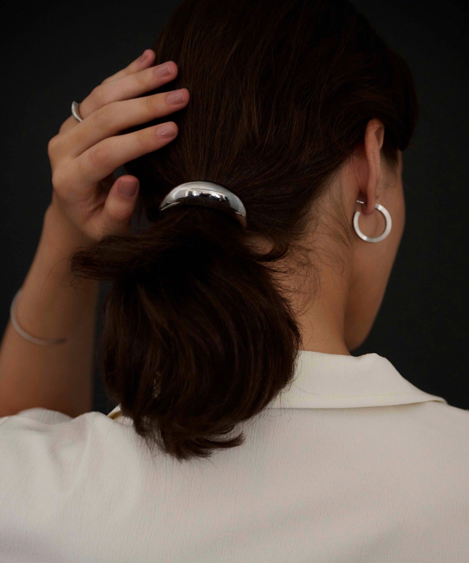 クレセントパフヘアタイ　ヘアアクセサリー　シルバー　金属アレルギー対応　サージカルステンレス