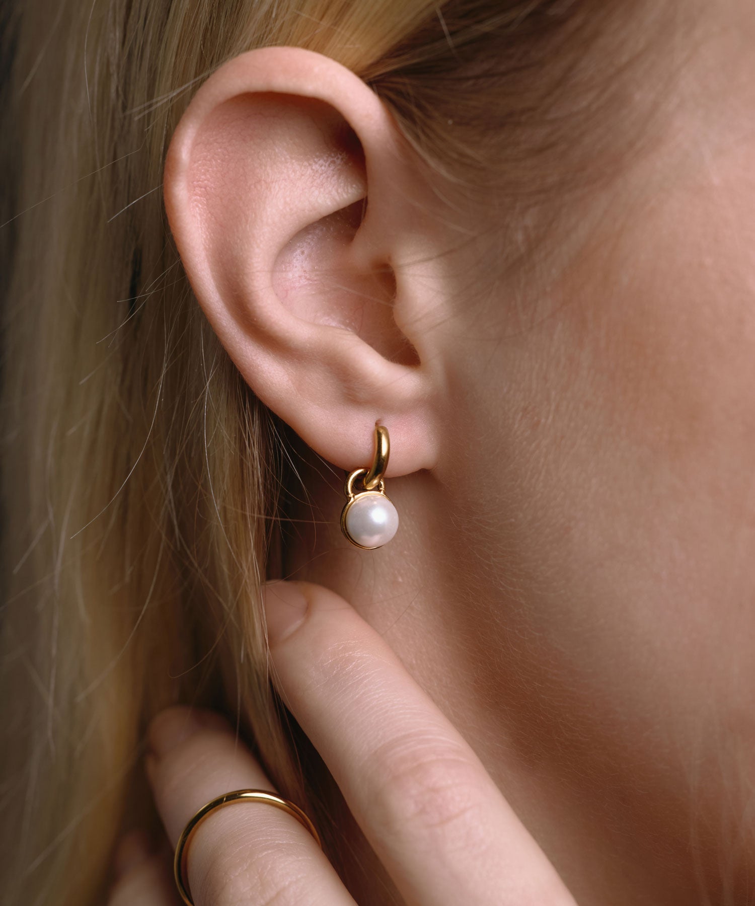 [ゴールド]ドロップパールピアス