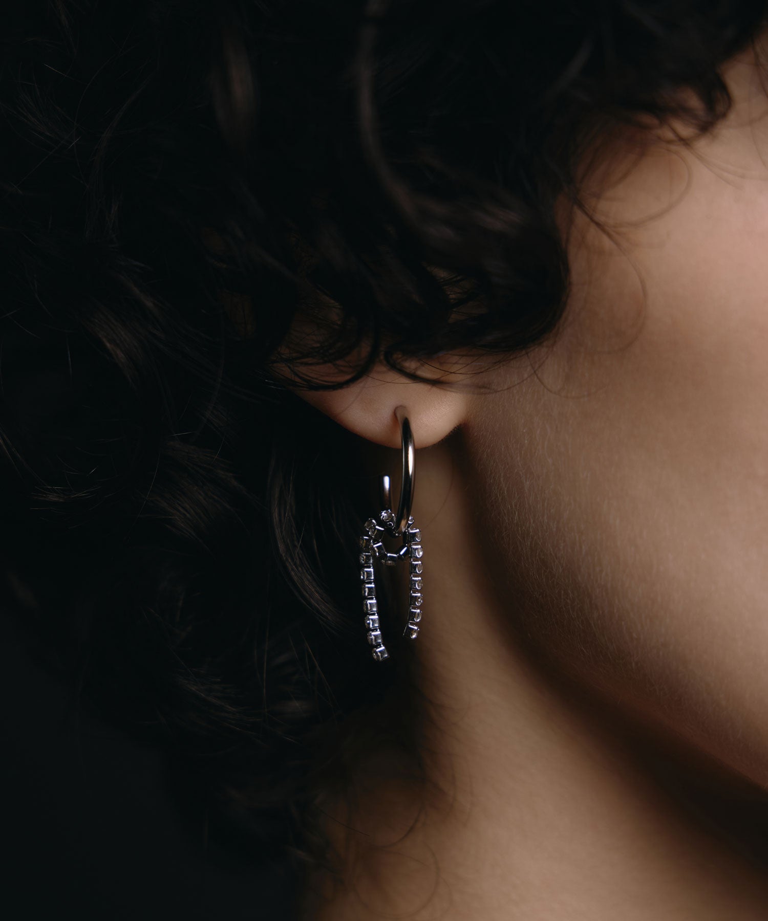 [シルバー]ノットビジューピアス