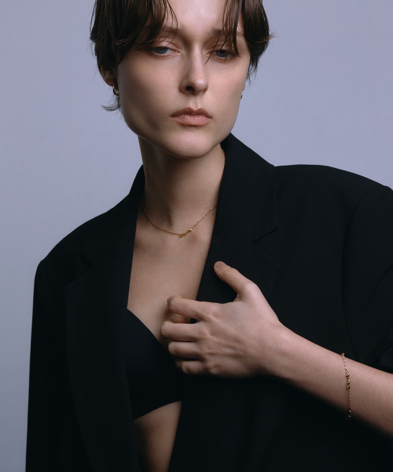 [ゴールド]ニュアンスロゴネックレス