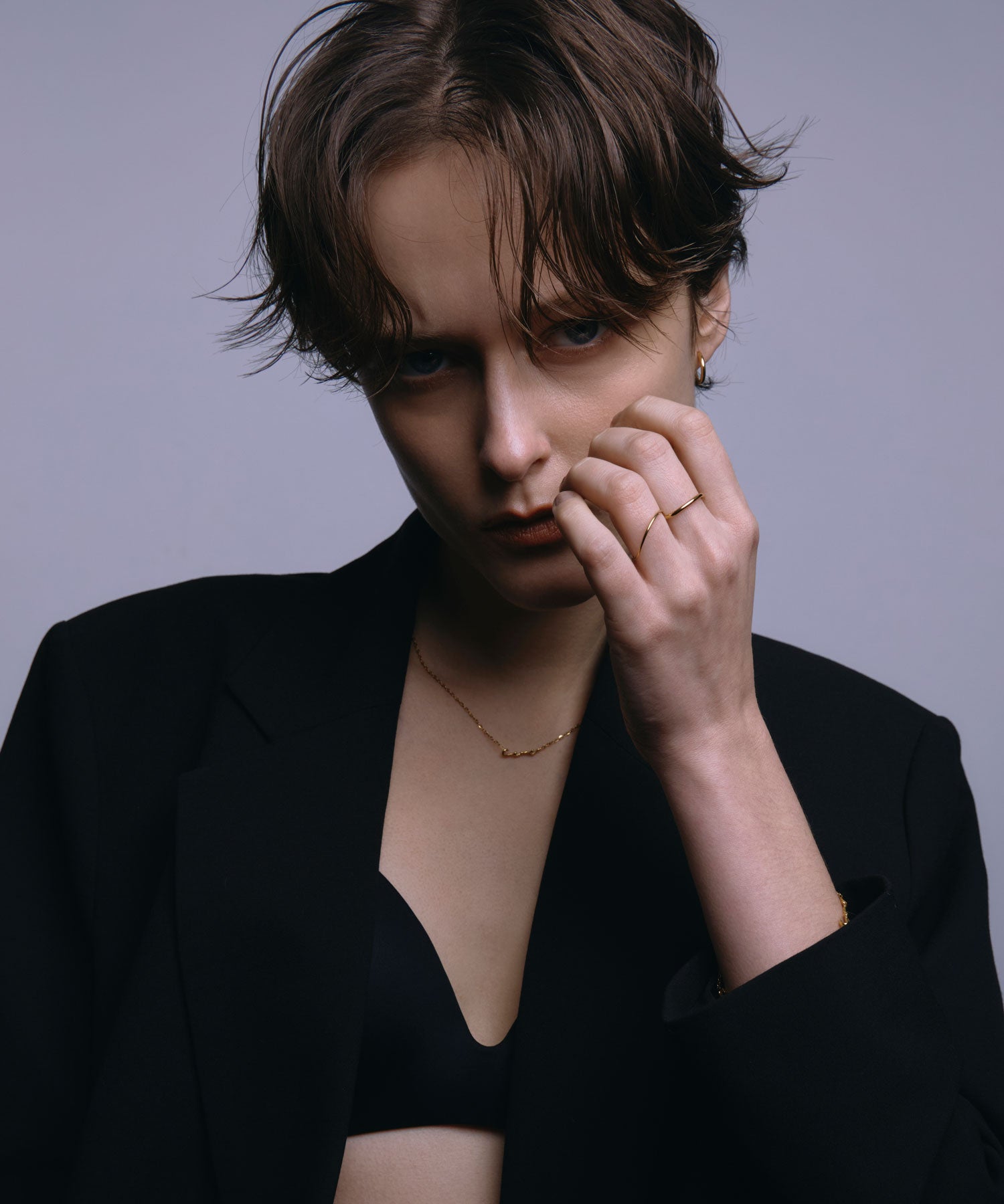 [ゴールド]ニュアンスロゴネックレス