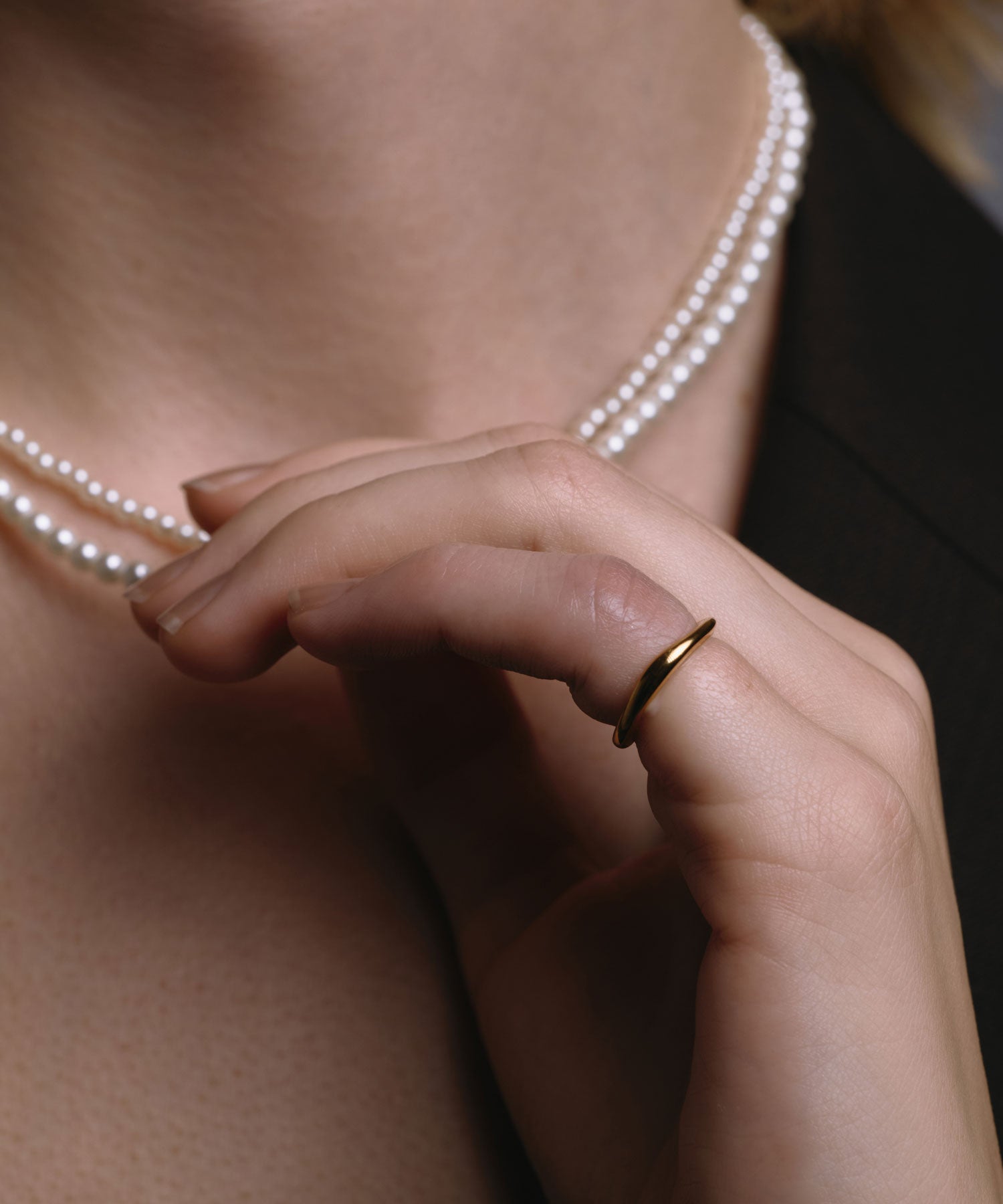 ゴールド]ウェーブピンキーリング