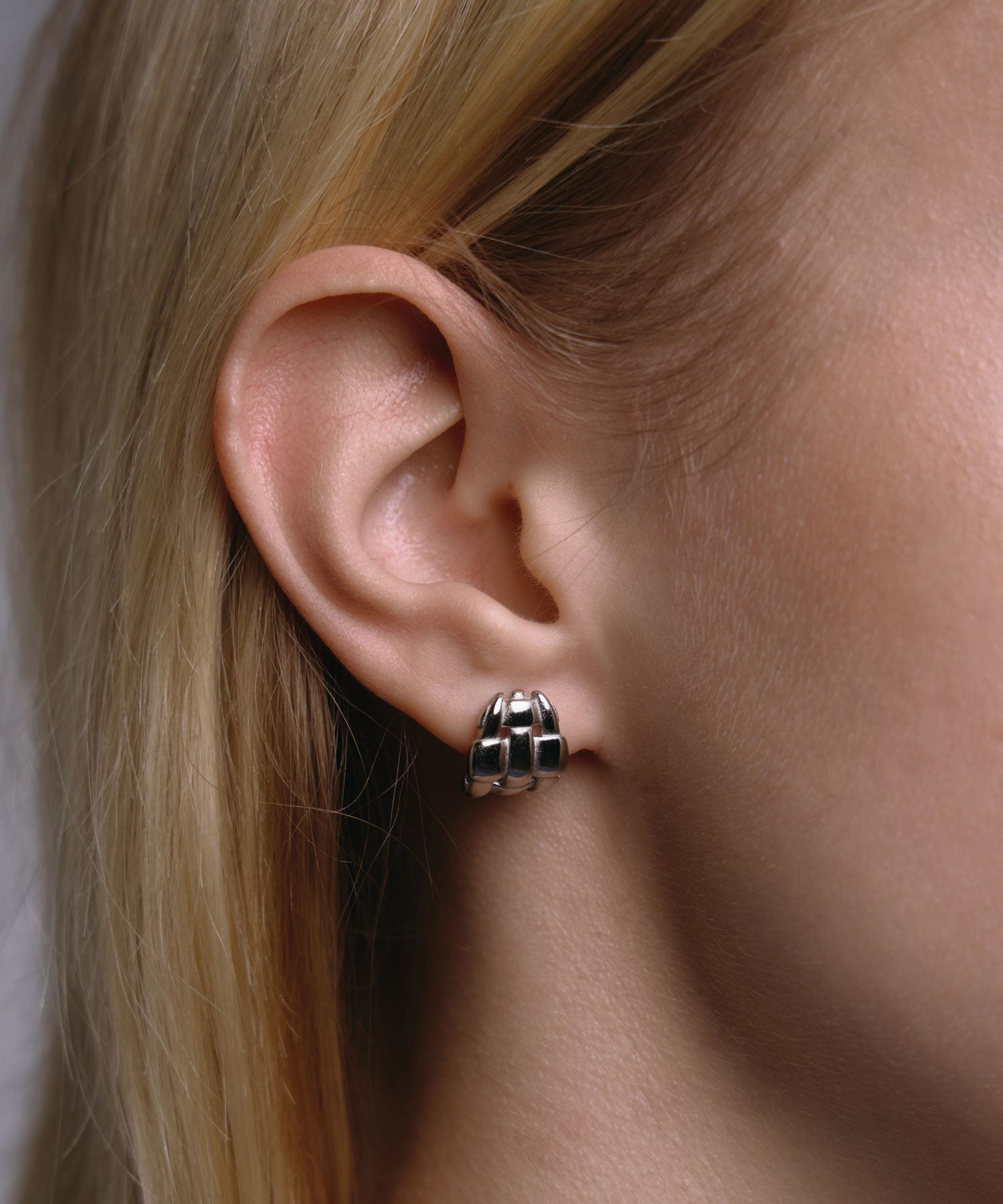 [シルバー]ワイドメッシュピアス