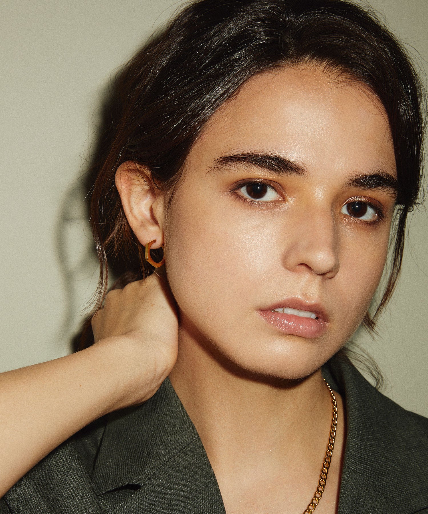 [Gold] Hark Angle Earrings