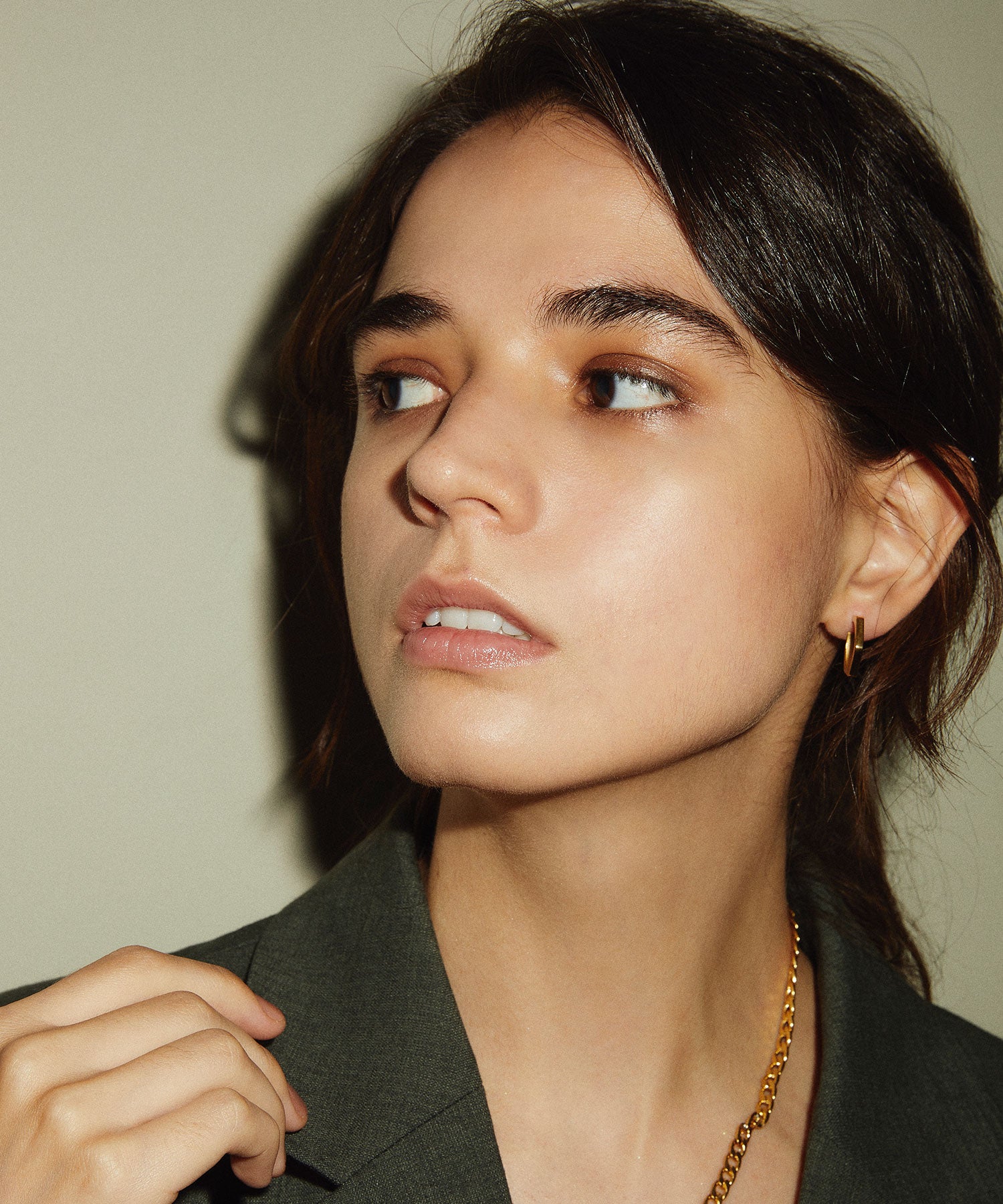 [Gold] Hark Angle Earrings
