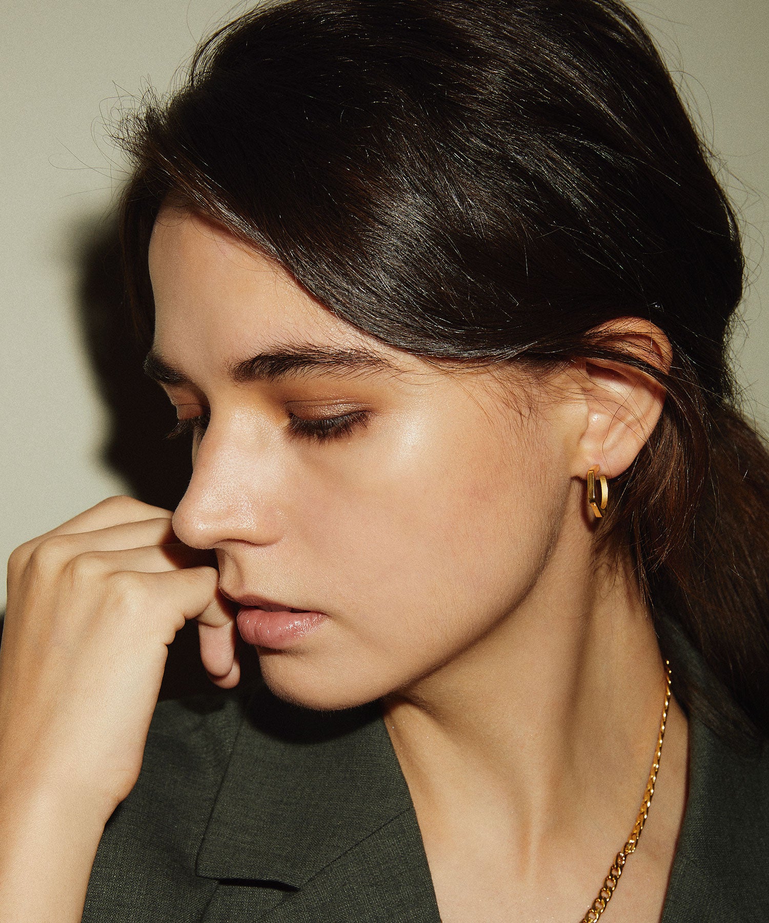 [Gold] Hark Angle Earrings