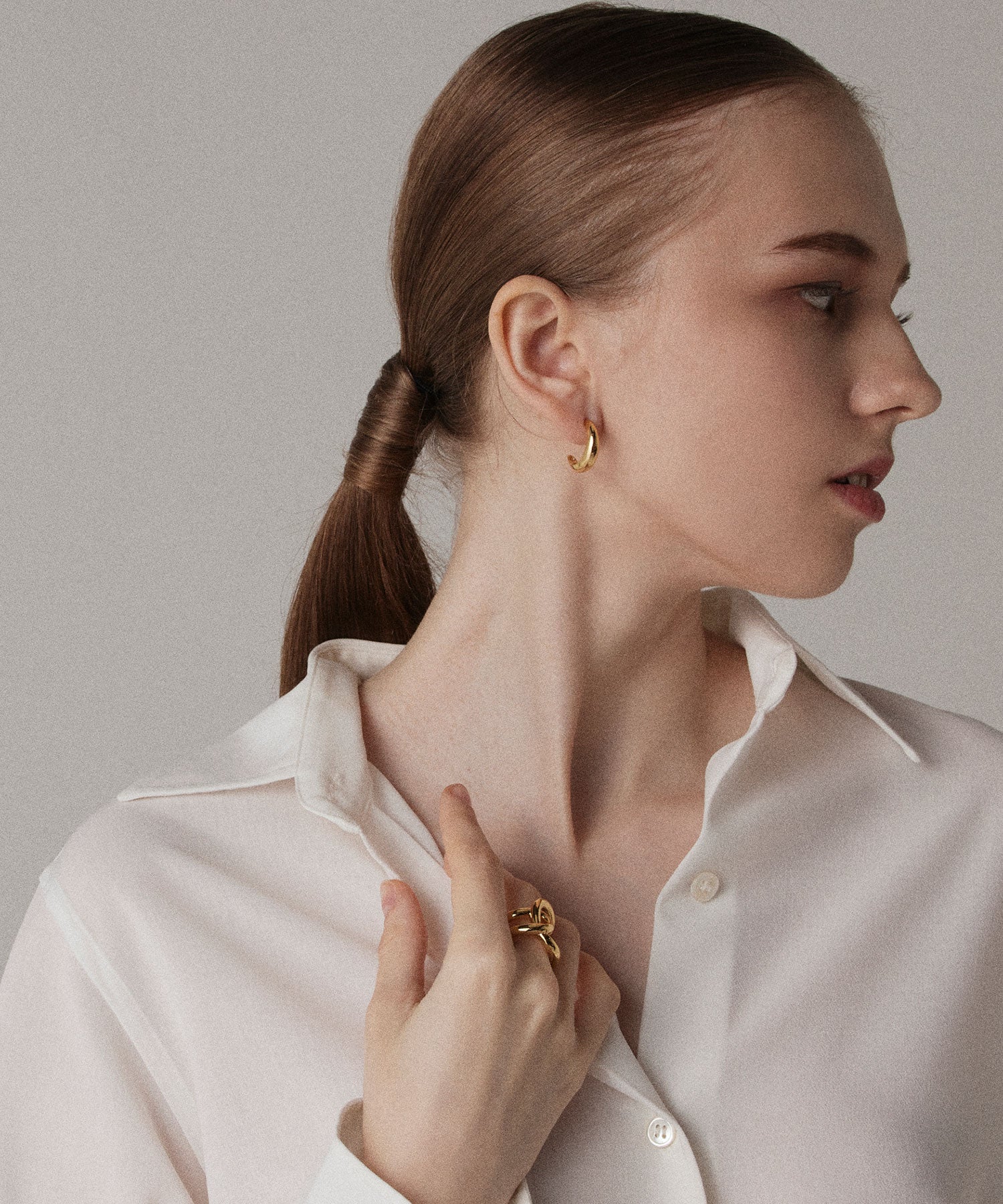 ゴールド]シャイニングムーンピアス – CENE
